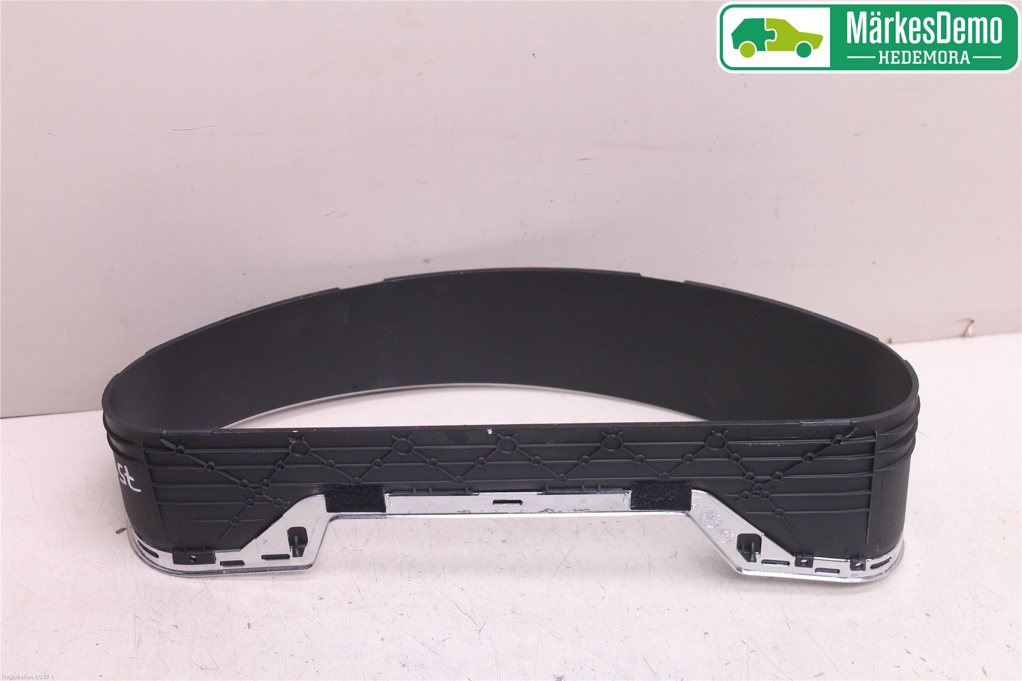 Mercedes-Benz MB CLS (C219) 03-11 Instrument Ramme