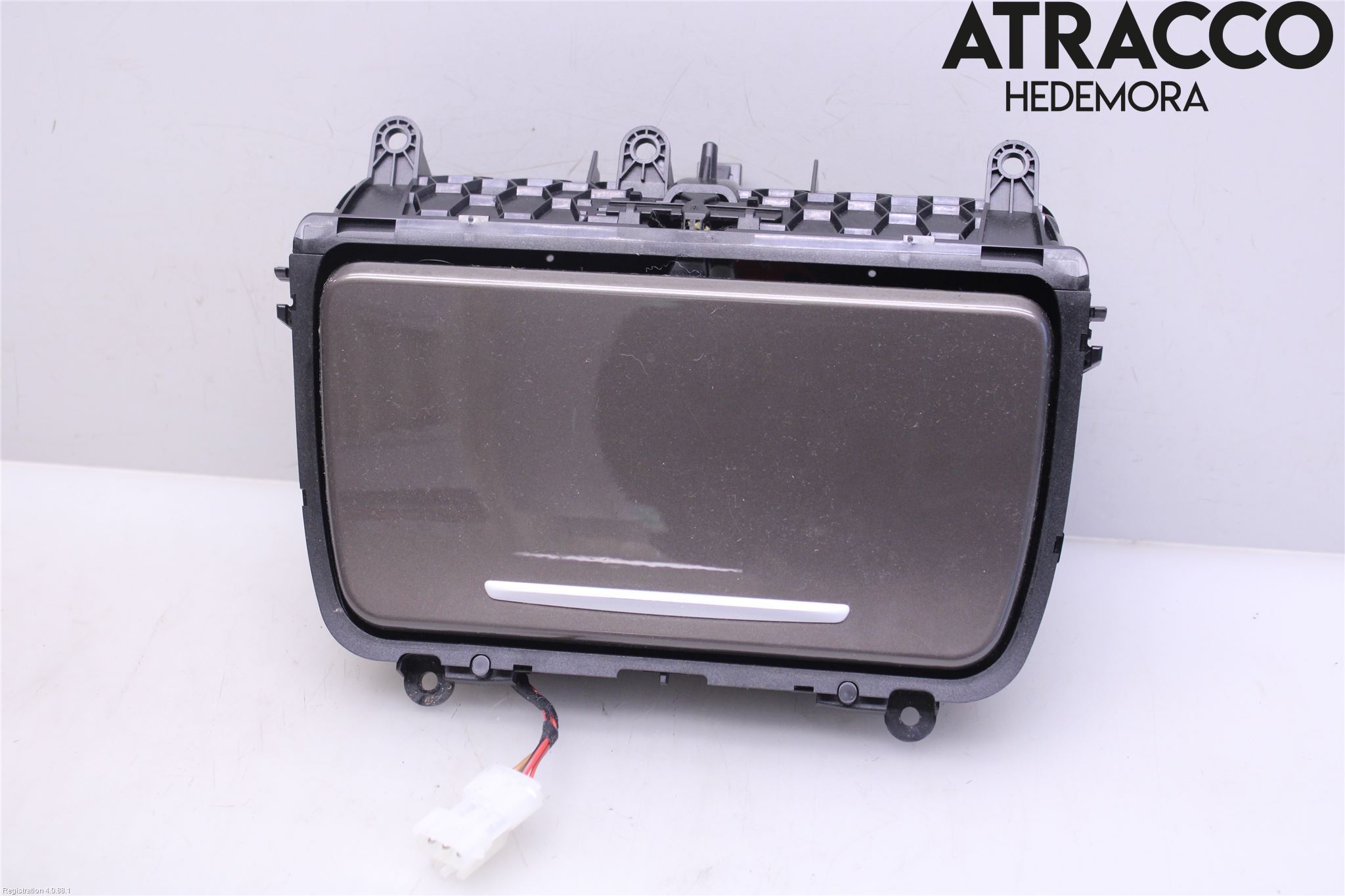 BMW 5 F10/F11/F18 09-17 Innr Koppholder