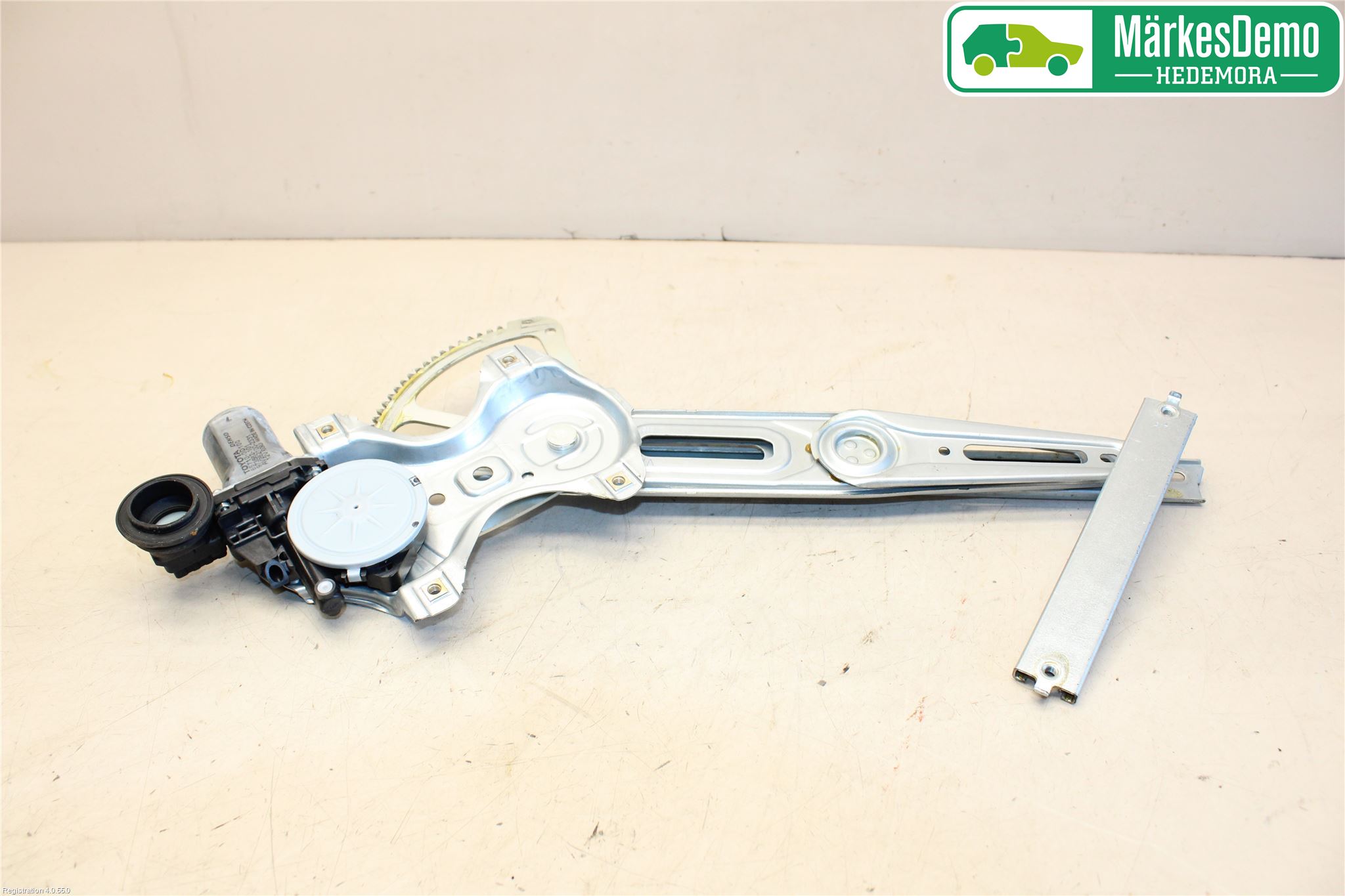 Toyota YARIS XP130 15-20 Vindusheis El Komp
