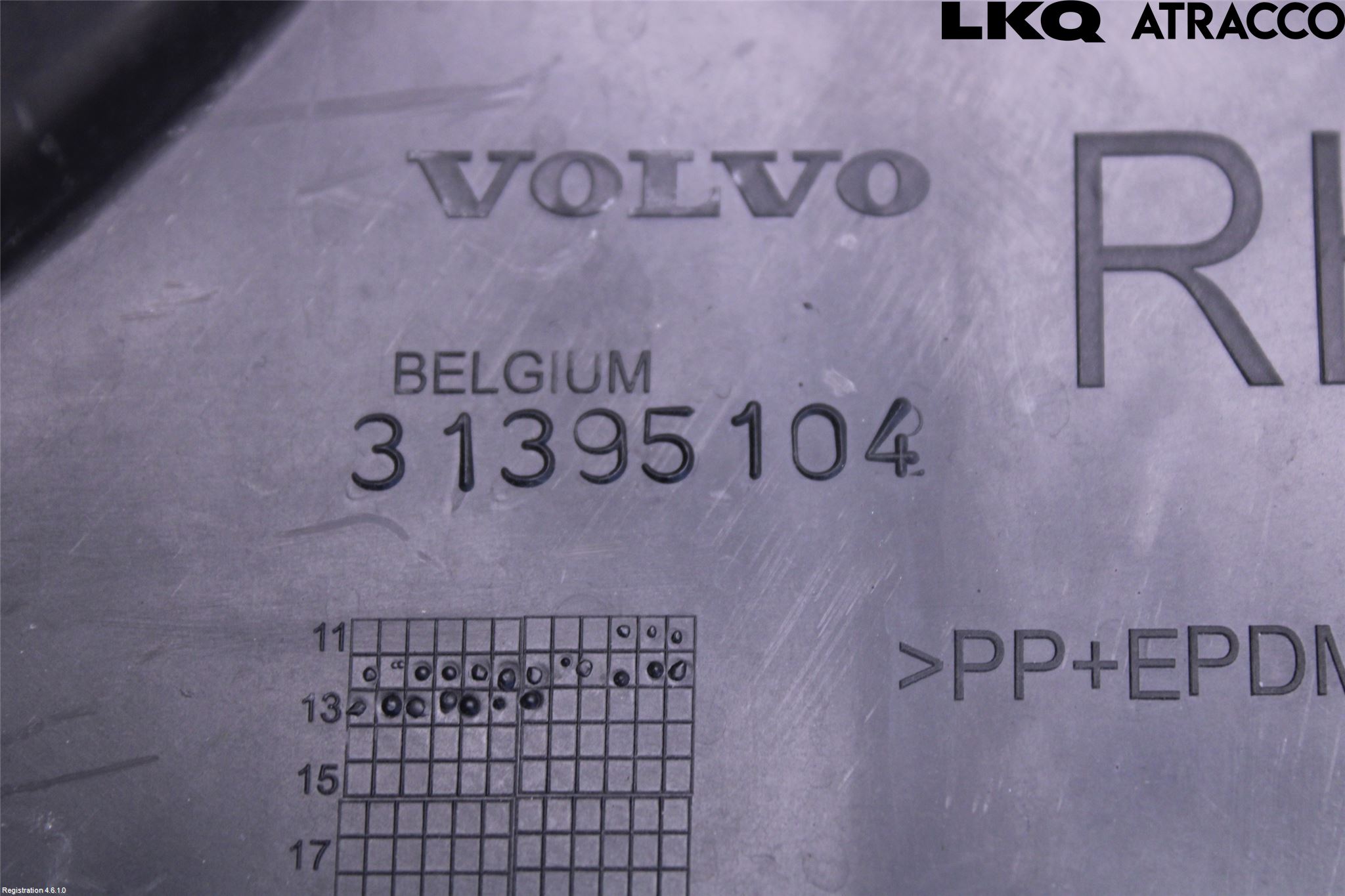 Volvo V40 12-19 Støtfangerfeste Bak Høyre