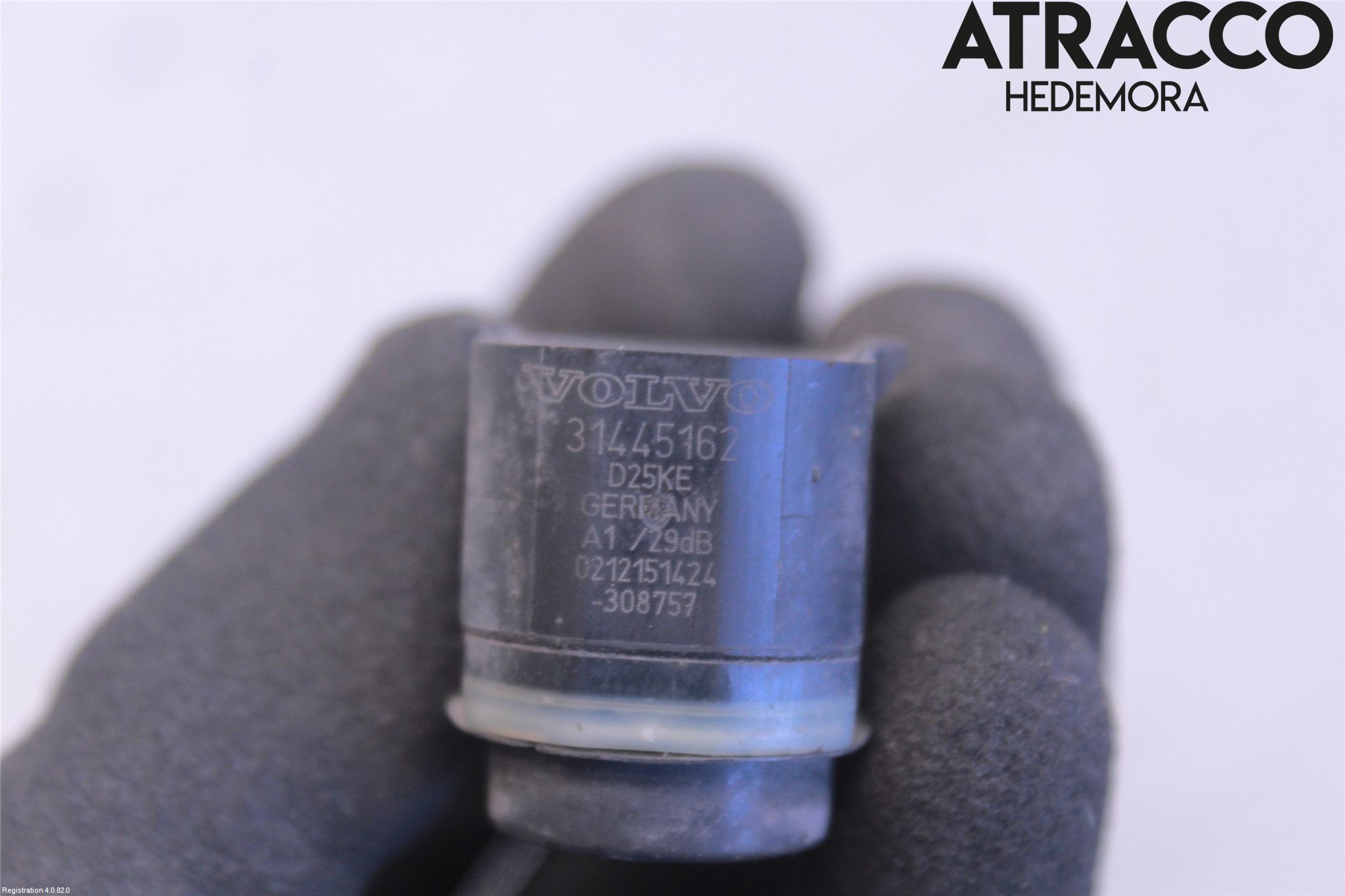 Volvo V60 CROSS COUNTRY 16-18 Sensor Parkering Front