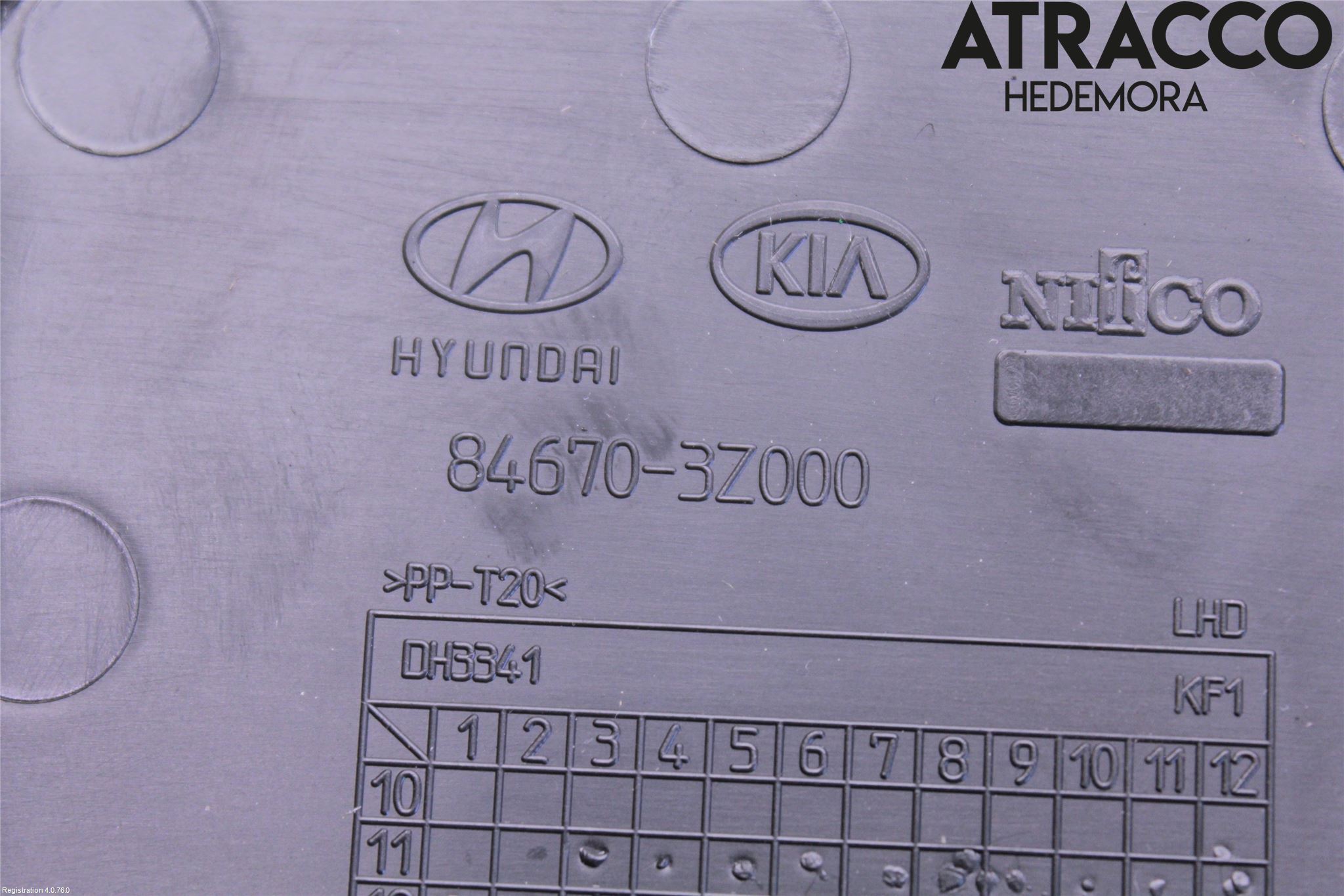 Hyundai i40 16-18 Innr Koppholder