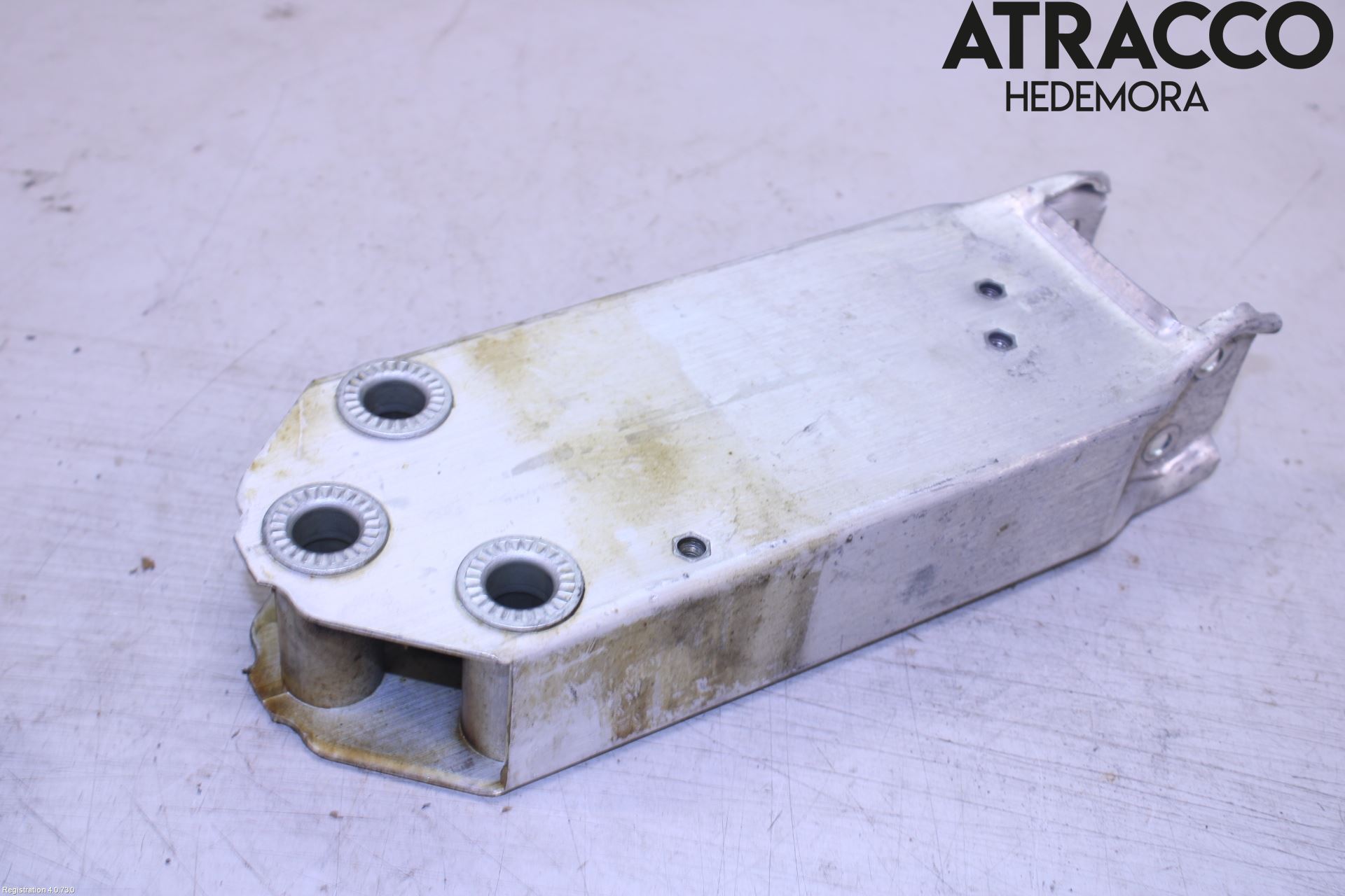 BMW 5 F10/F11/F18 09-17 Støtfanger Foran Feste