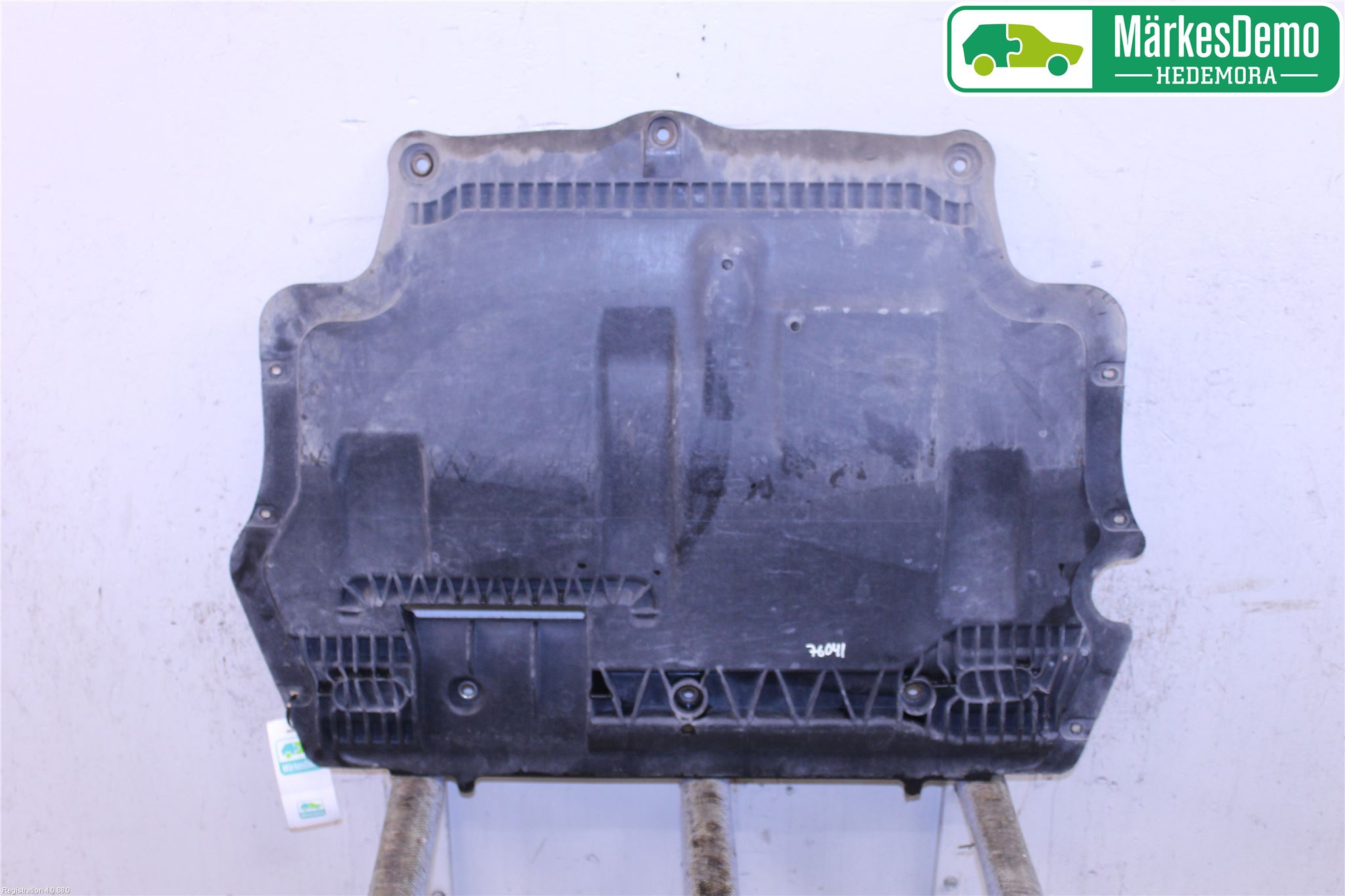 Volkswagen VW PASSAT 11-14 Bunnplate U Motor-Gear-Dørk