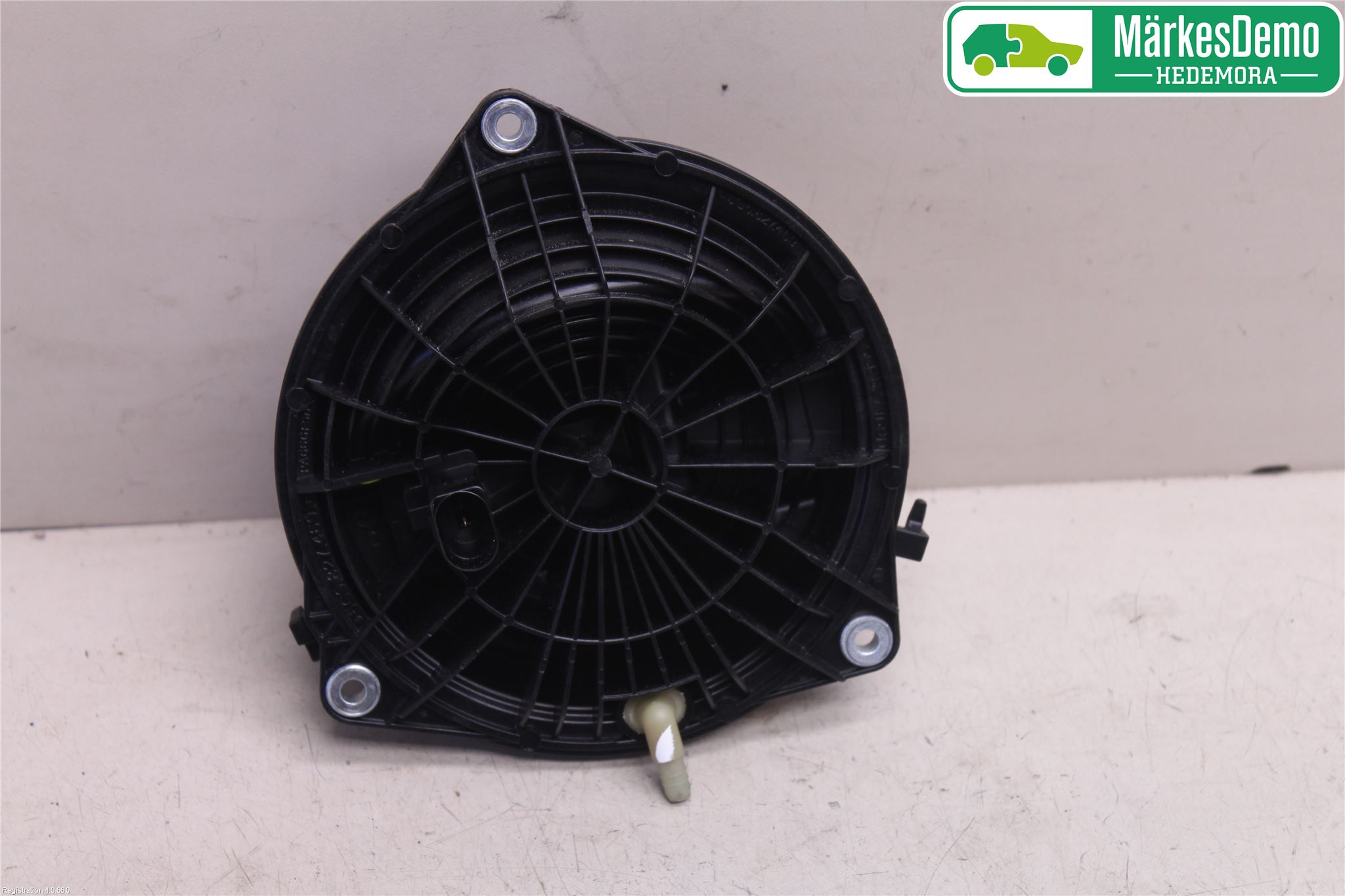 Volkswagen VW GOLF / E-GOLF VII 13-20 Bakluke Handtak Ytre
