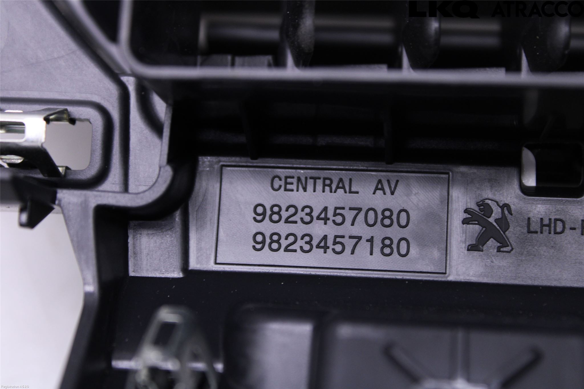 Peugeot 2008/E-2008 20- Dashbord Kanal - Dyse