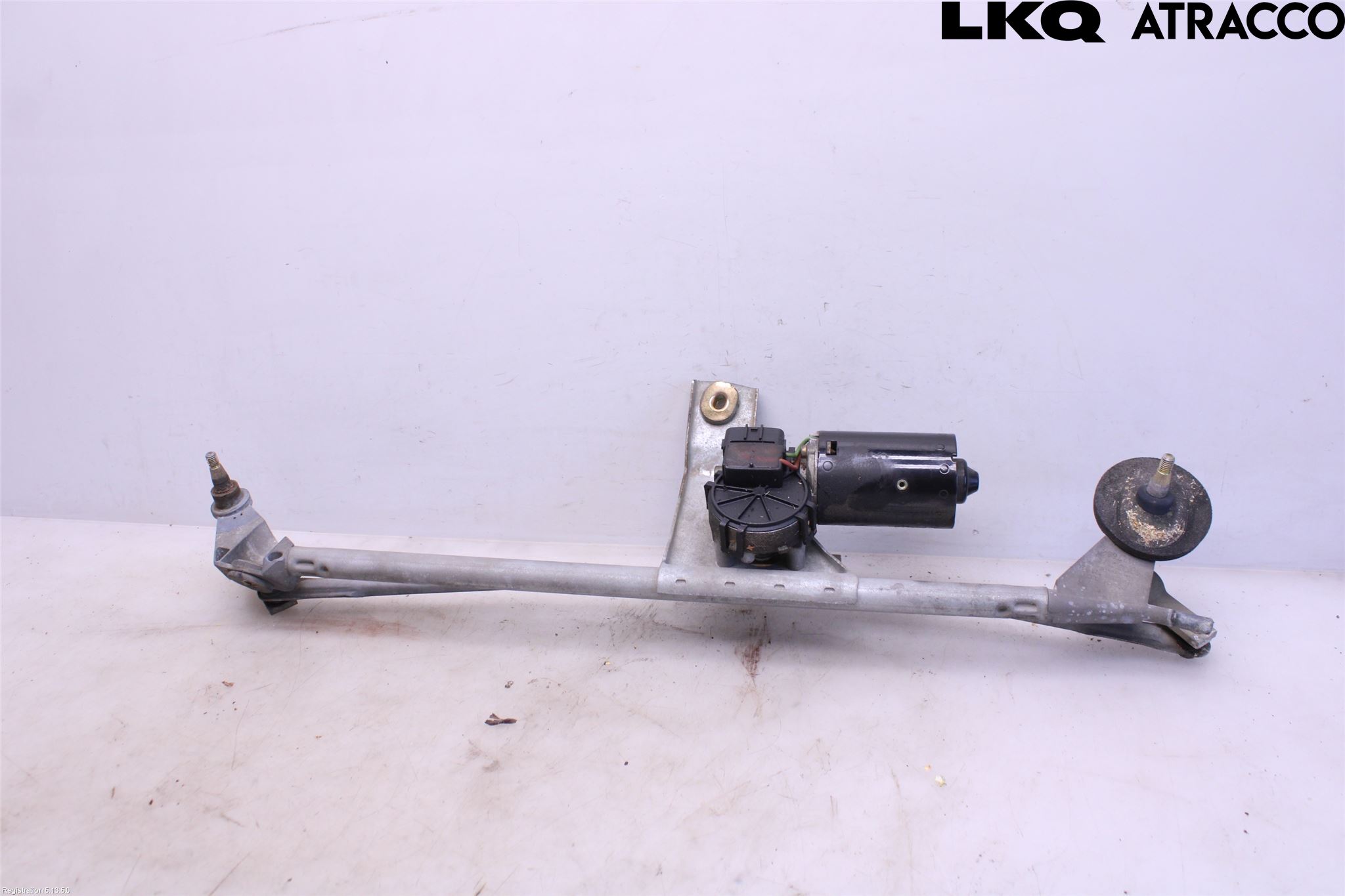 Volvo S70/V70/XC  97-00 Viskermotor Frontrute