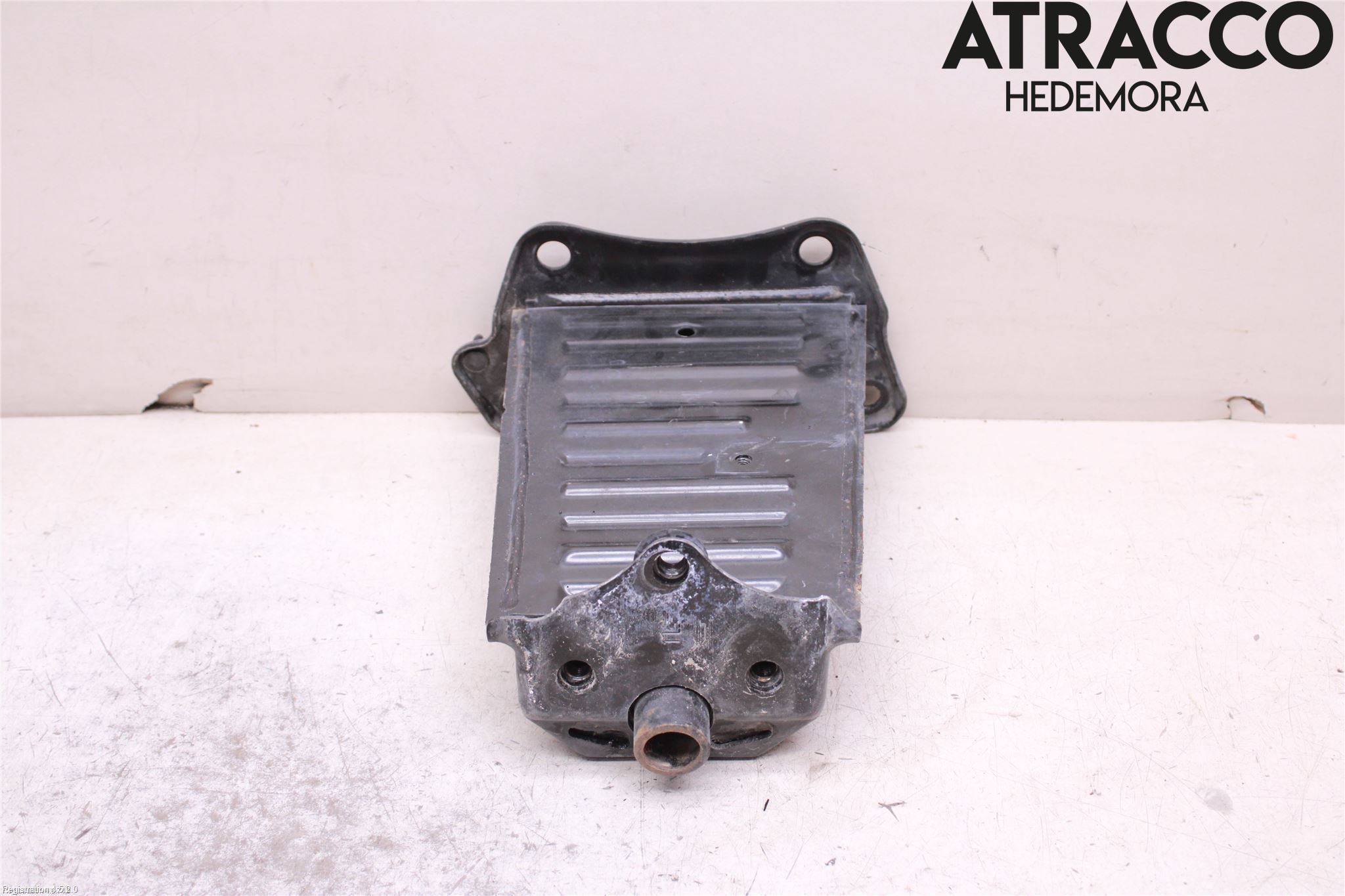 Lexus GS 300/430/450H 05-12 Støtfanger Foran Feste