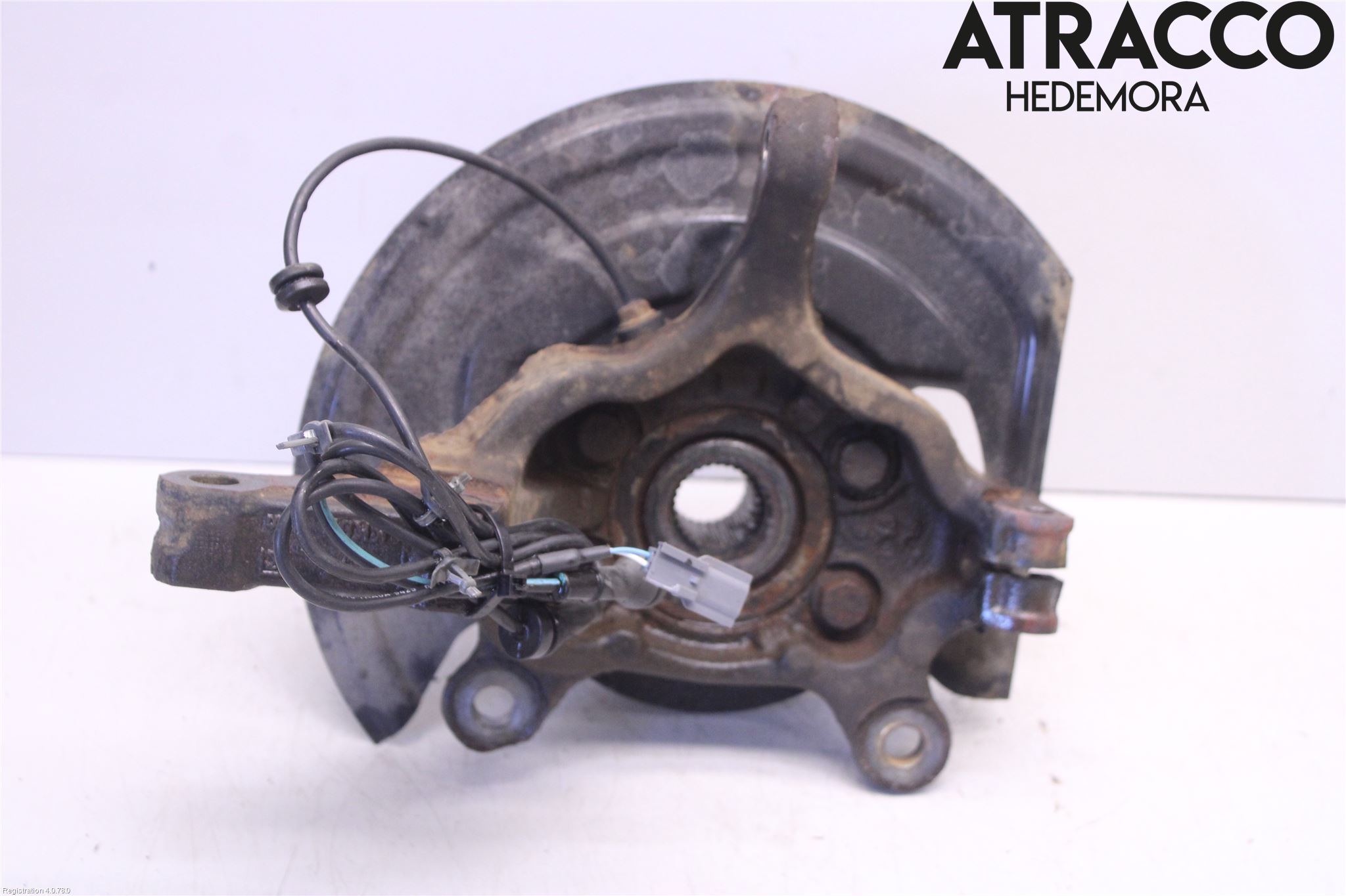Nissan JUKE 14-19 Spindel Vf