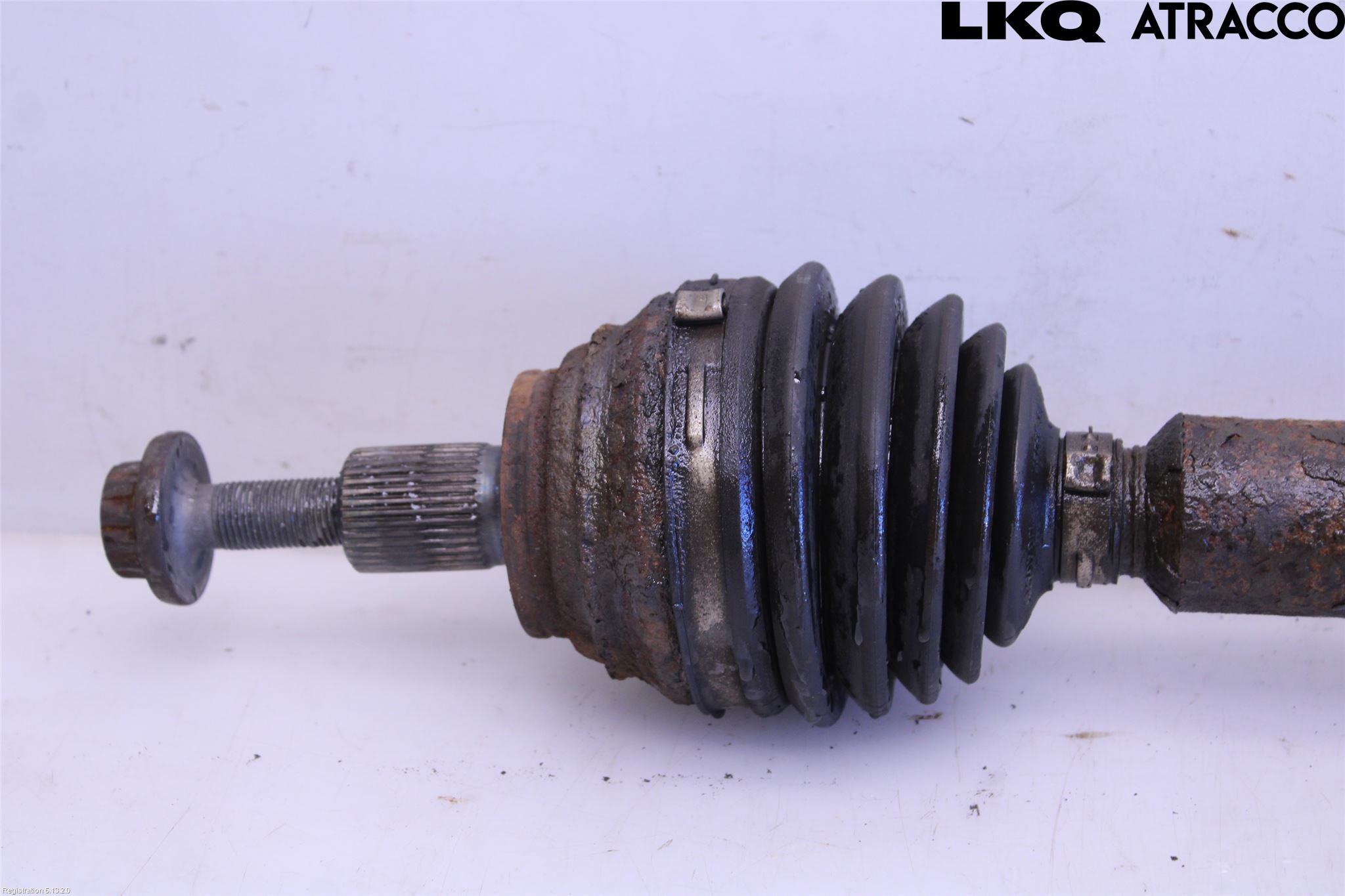 Volkswagen VW GOLF VI 09-13 Drivaksel Foran Kompl Høyre
