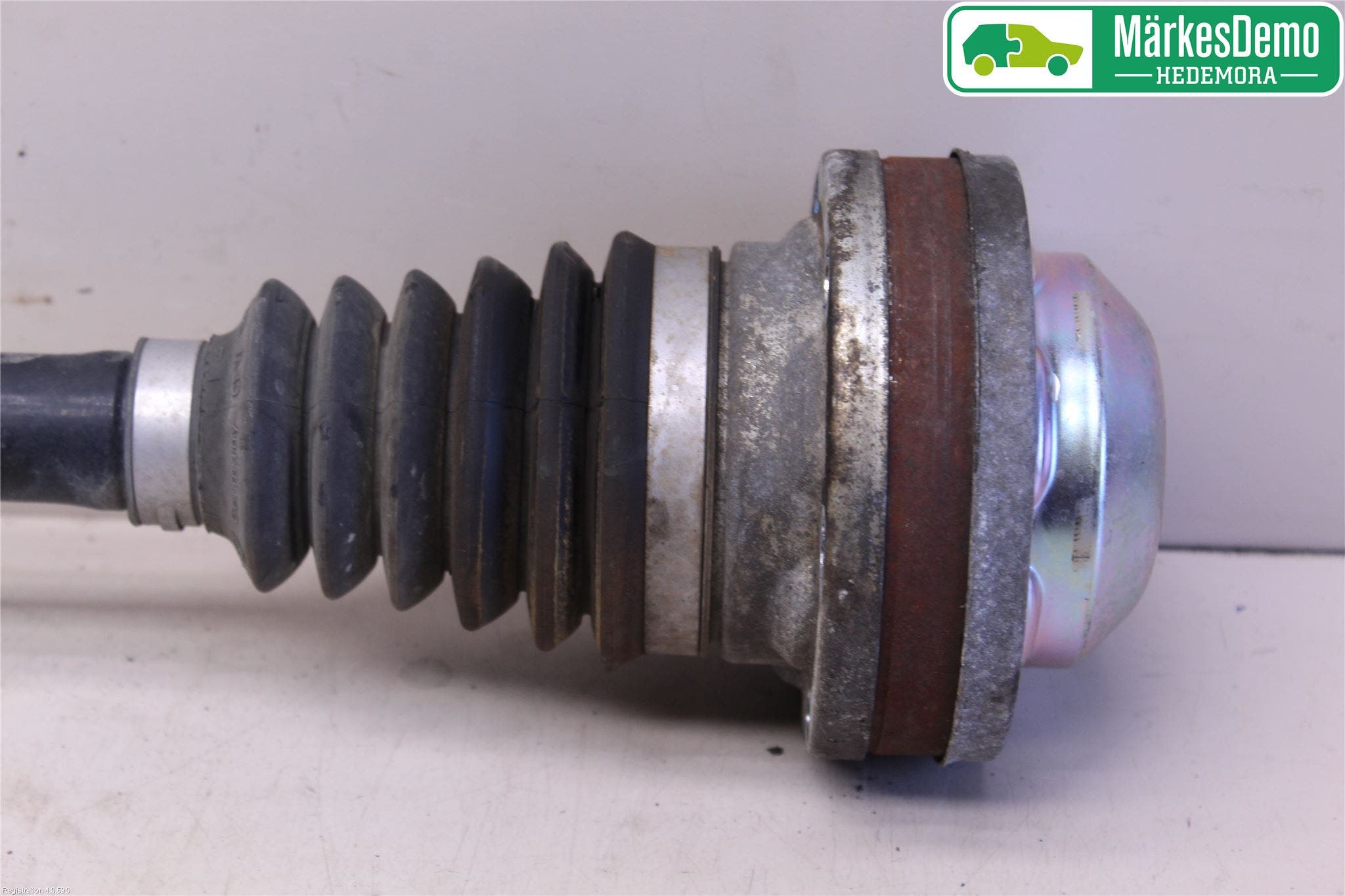 Volkswagen VW GOLF PLUS/CROSS GOLF 04-14 Drivaksel Foran Kompl Venstre