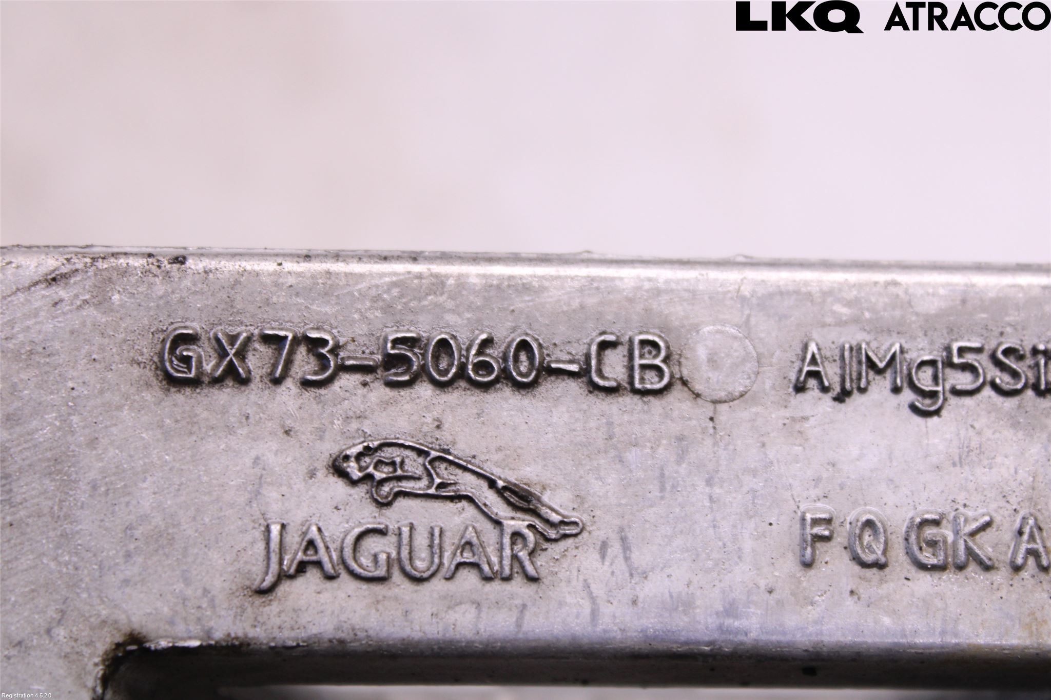 Jaguar XE (X760) 15-24 Gearkasse Bjelke - Travers