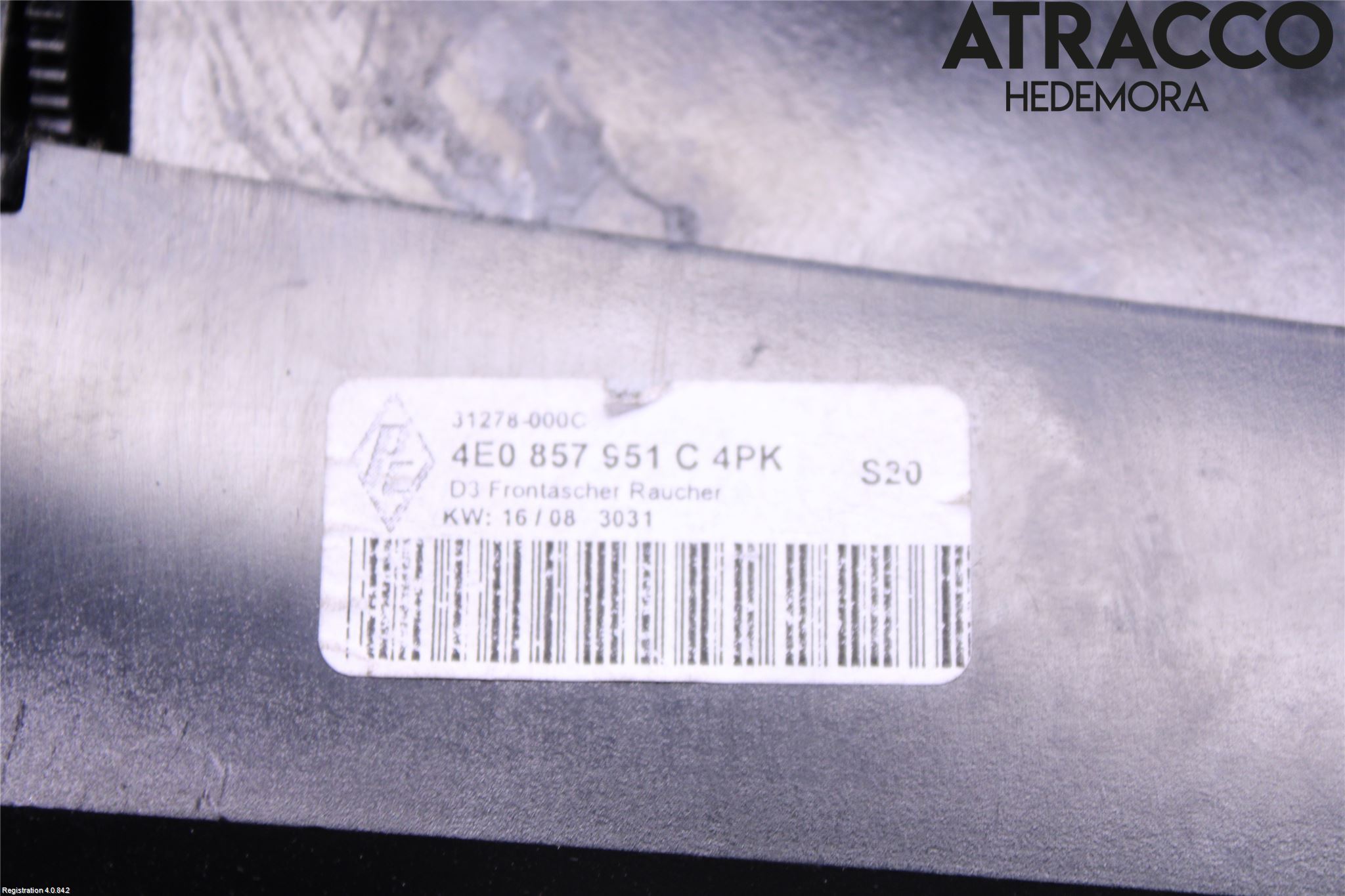 Audi A8/S8 4E  02-09 Innr Askebeger