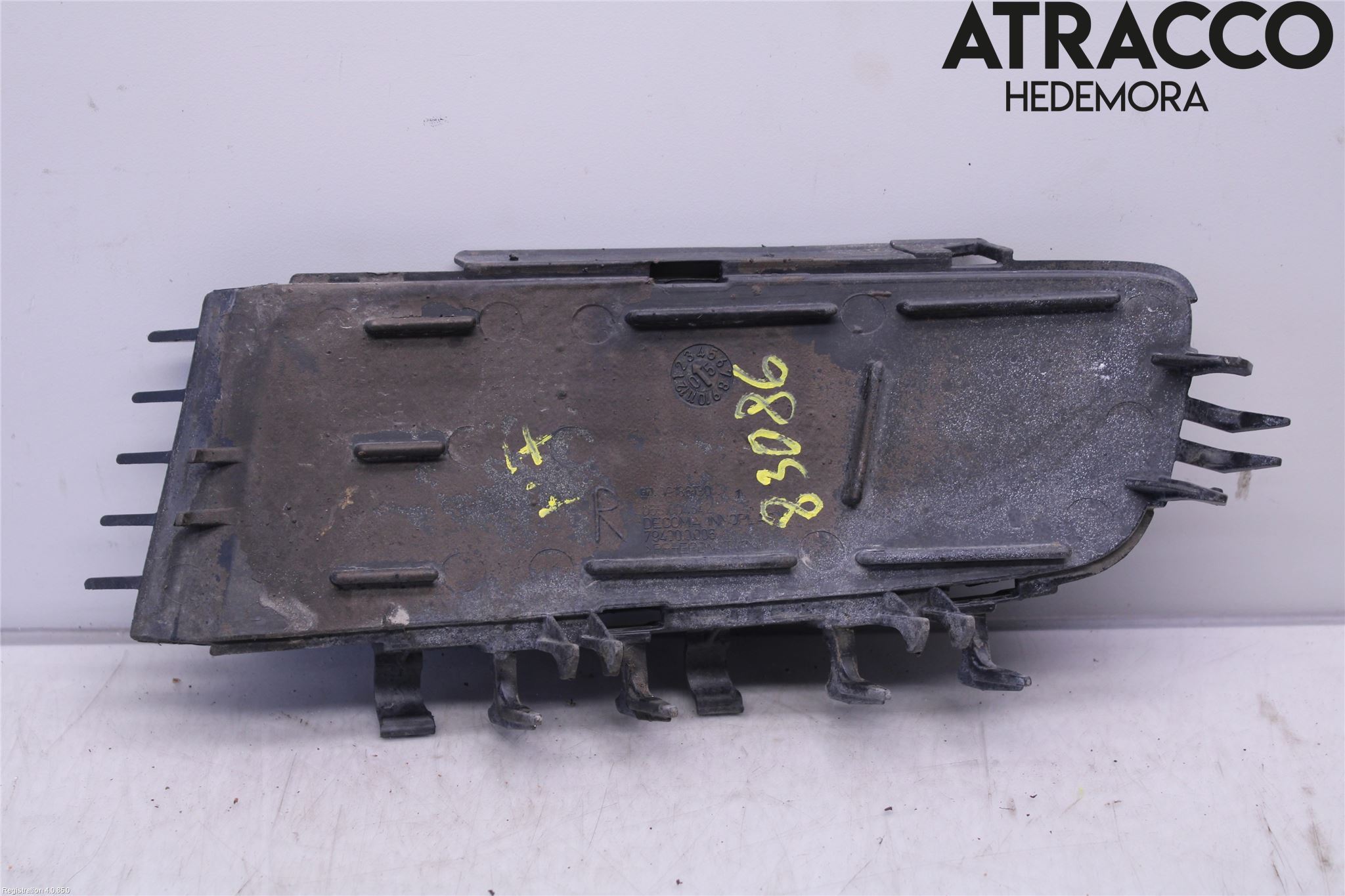 Opel VECTRA C 02-05 Grilldel Høyre