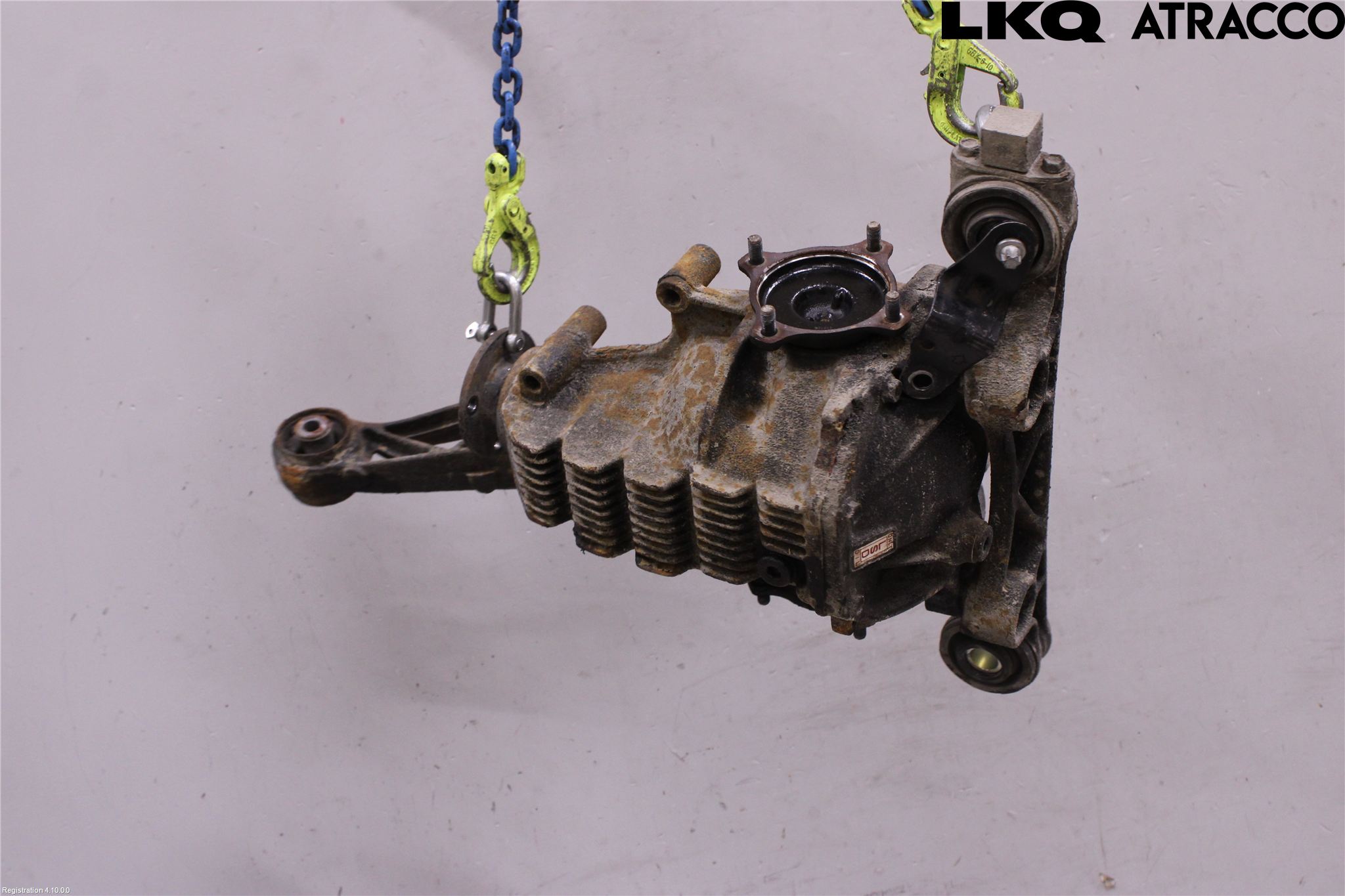 Toyota HI-ACE 06-12 Bakaksel Kardang Bak -Diff