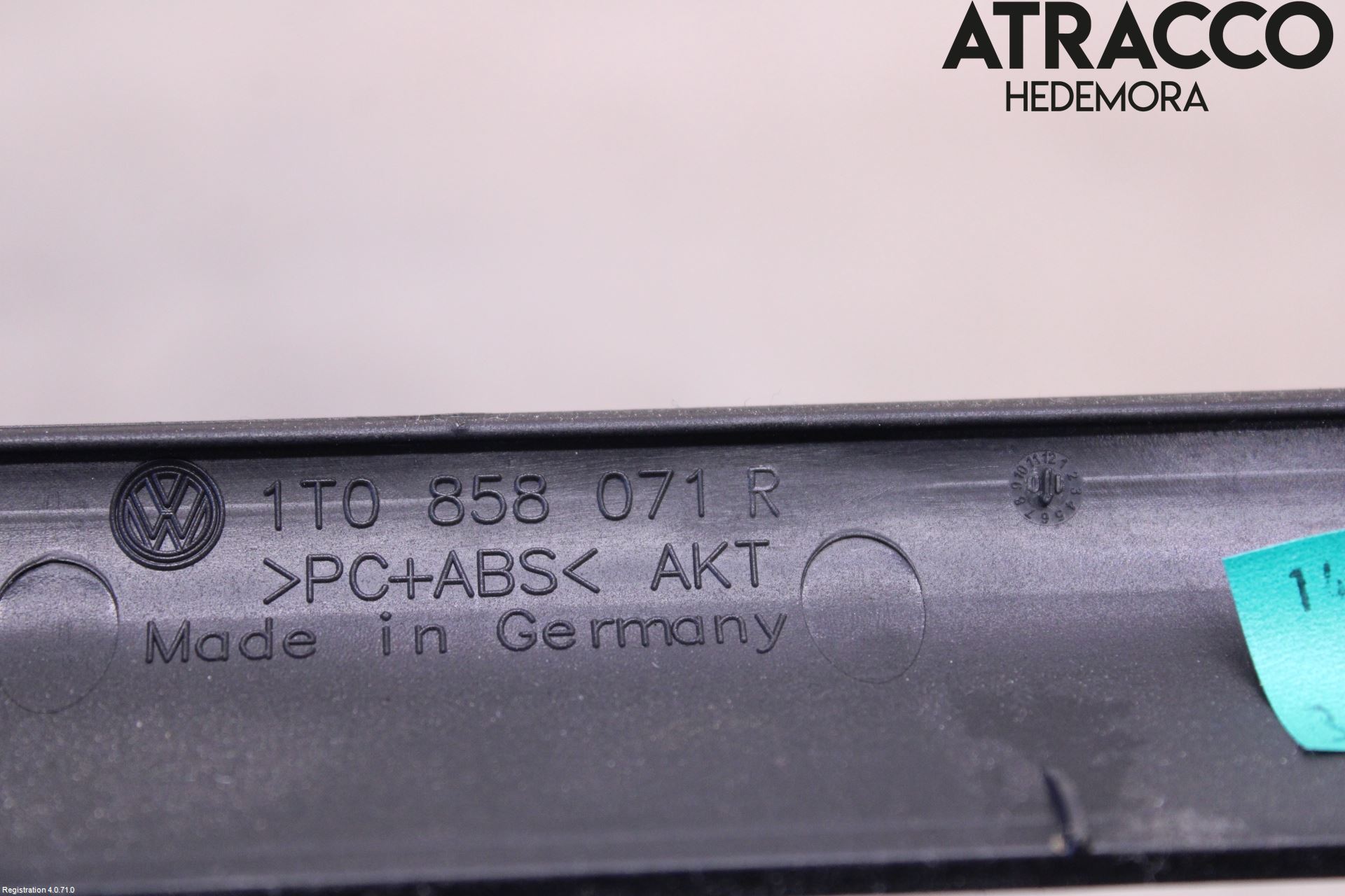 Volkswagen VW TOURAN 10-15 Innr Radio Ramme