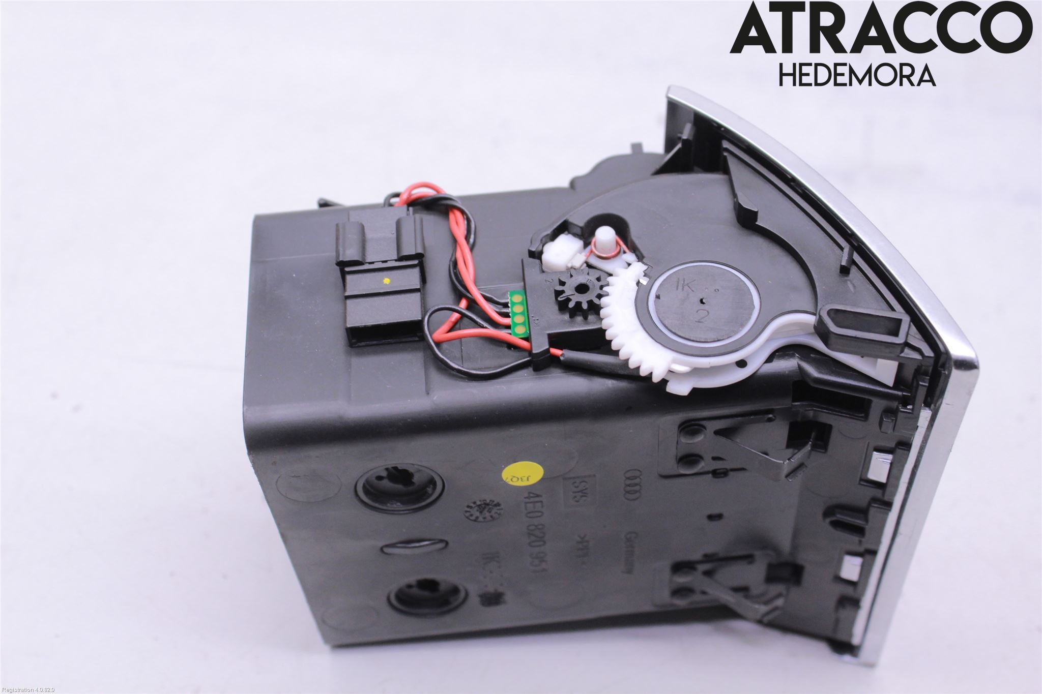 Audi A8/S8 4E  02-09 Dashbord Kanal - Dyse