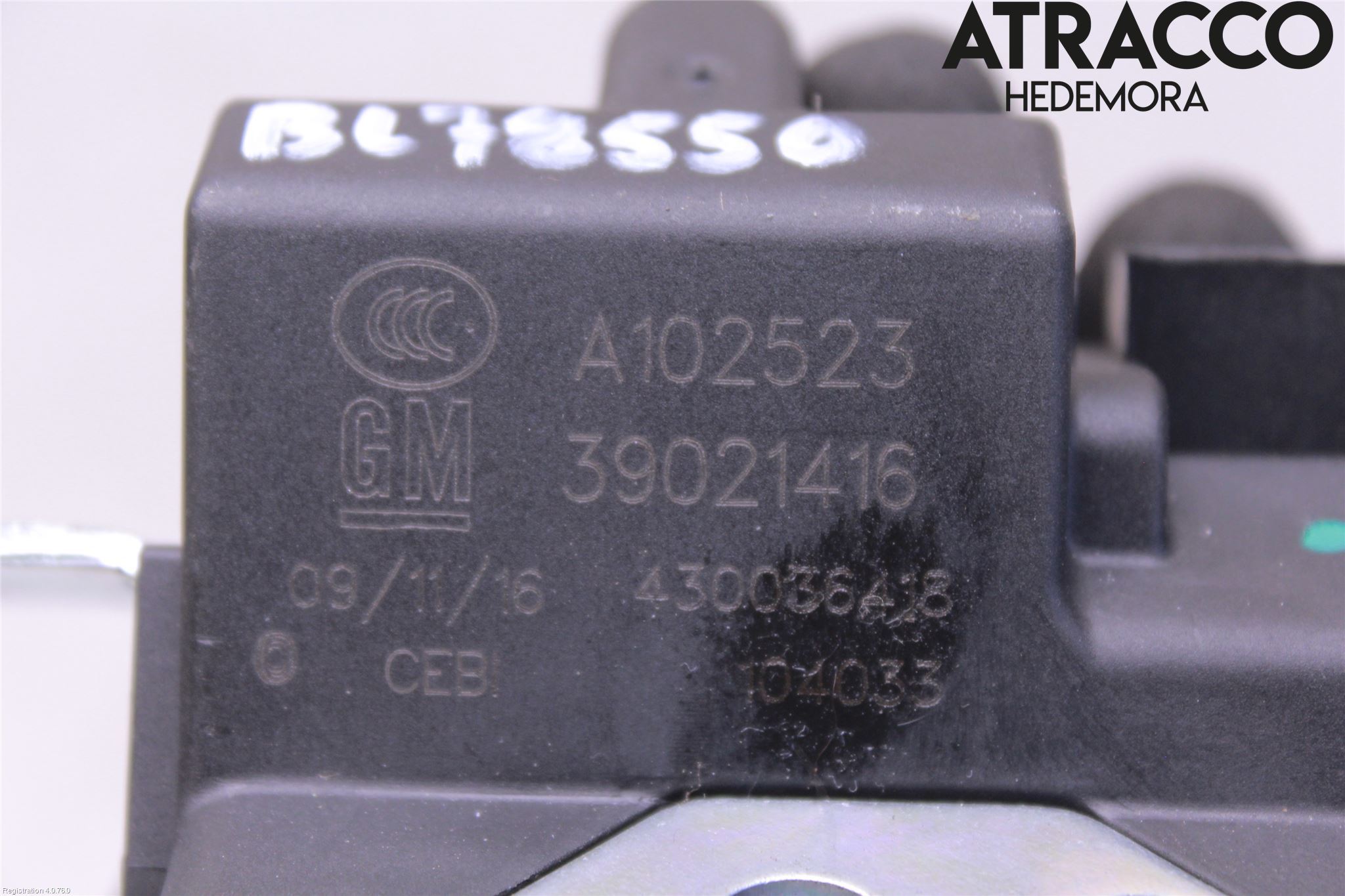 Opel ASTRA K 16-22 Bakluke-Lokk Låsekasse