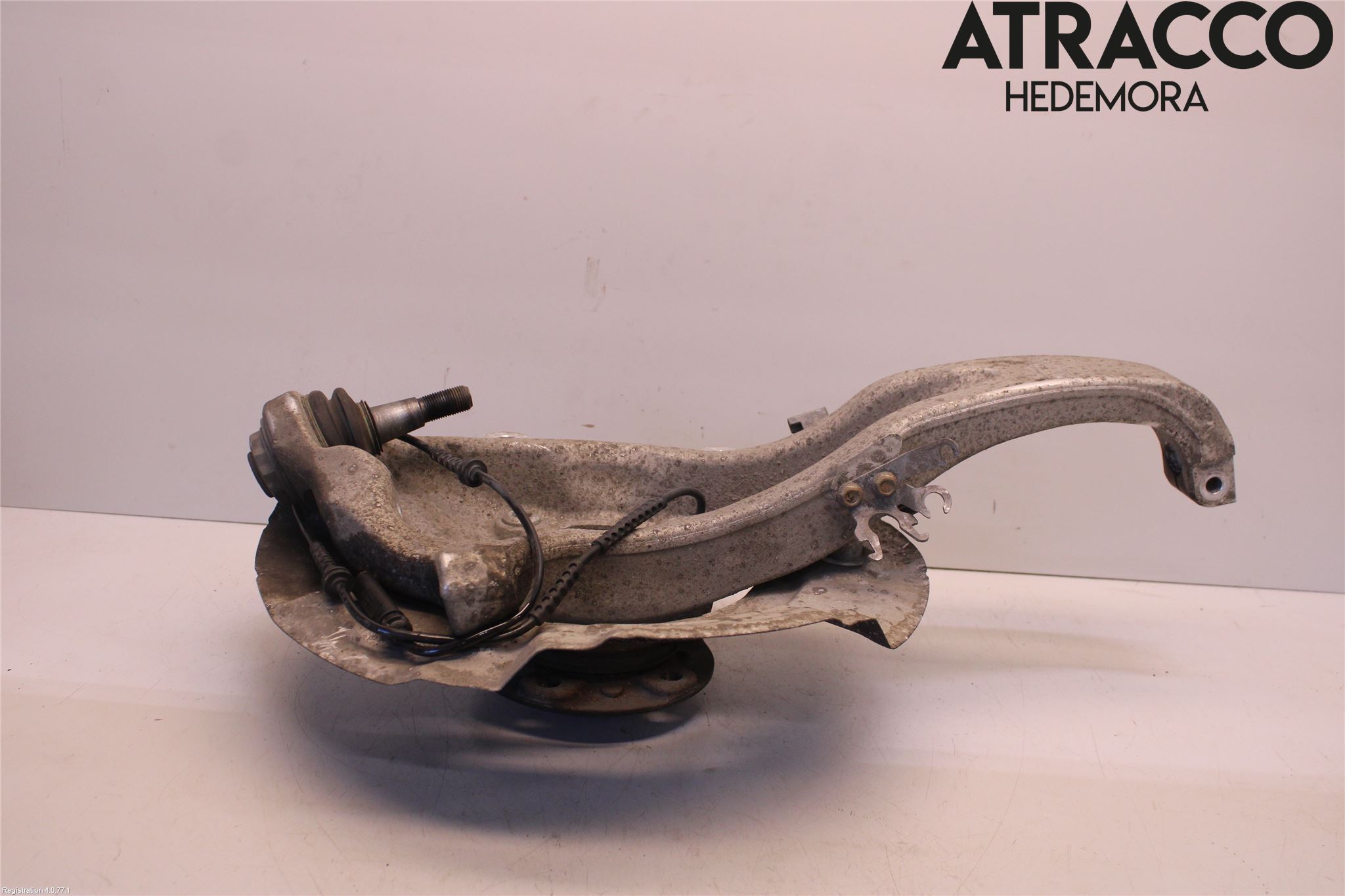 BMW 5 F10/F11/F18 09-17 Spindel Vf