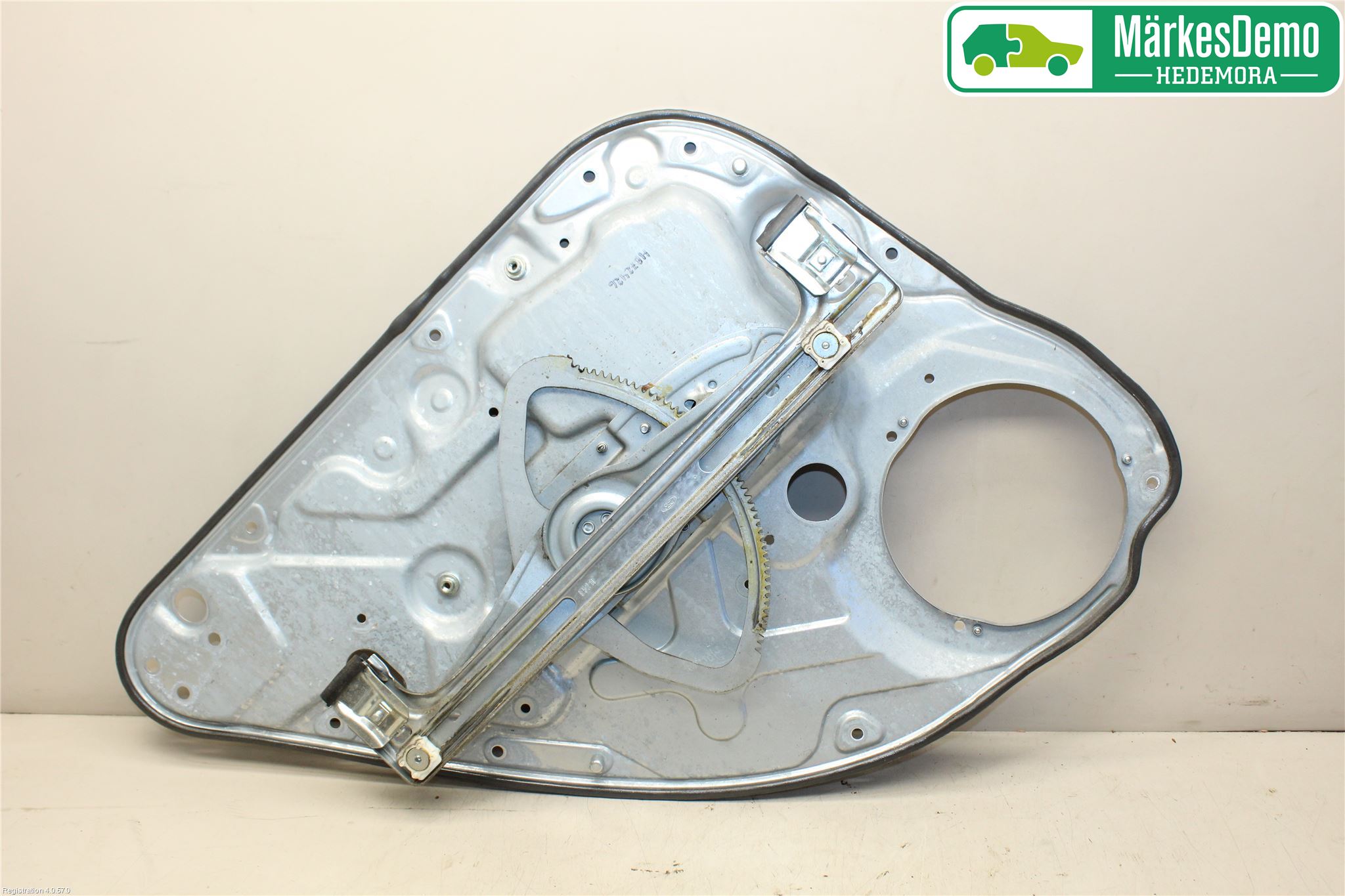 Ford FOCUS     04-07 Vindusheis El Komp