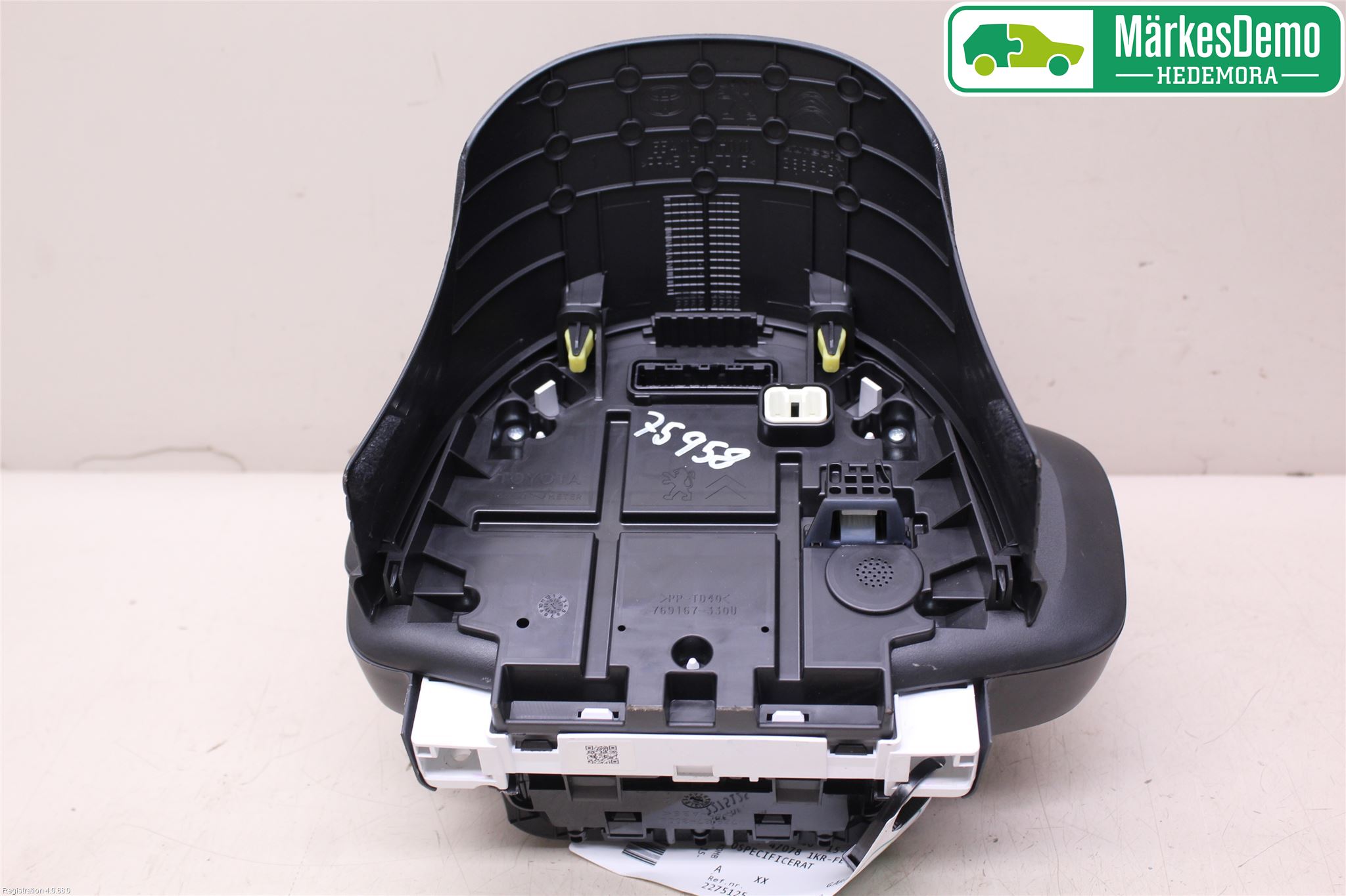 Toyota AYGO 15-21 Instr Kombinert