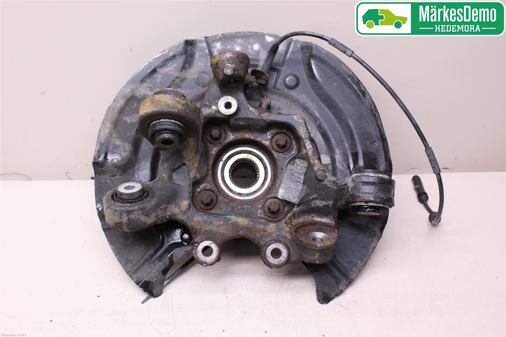 BMW X3 F25 10-17 Spindel Vb