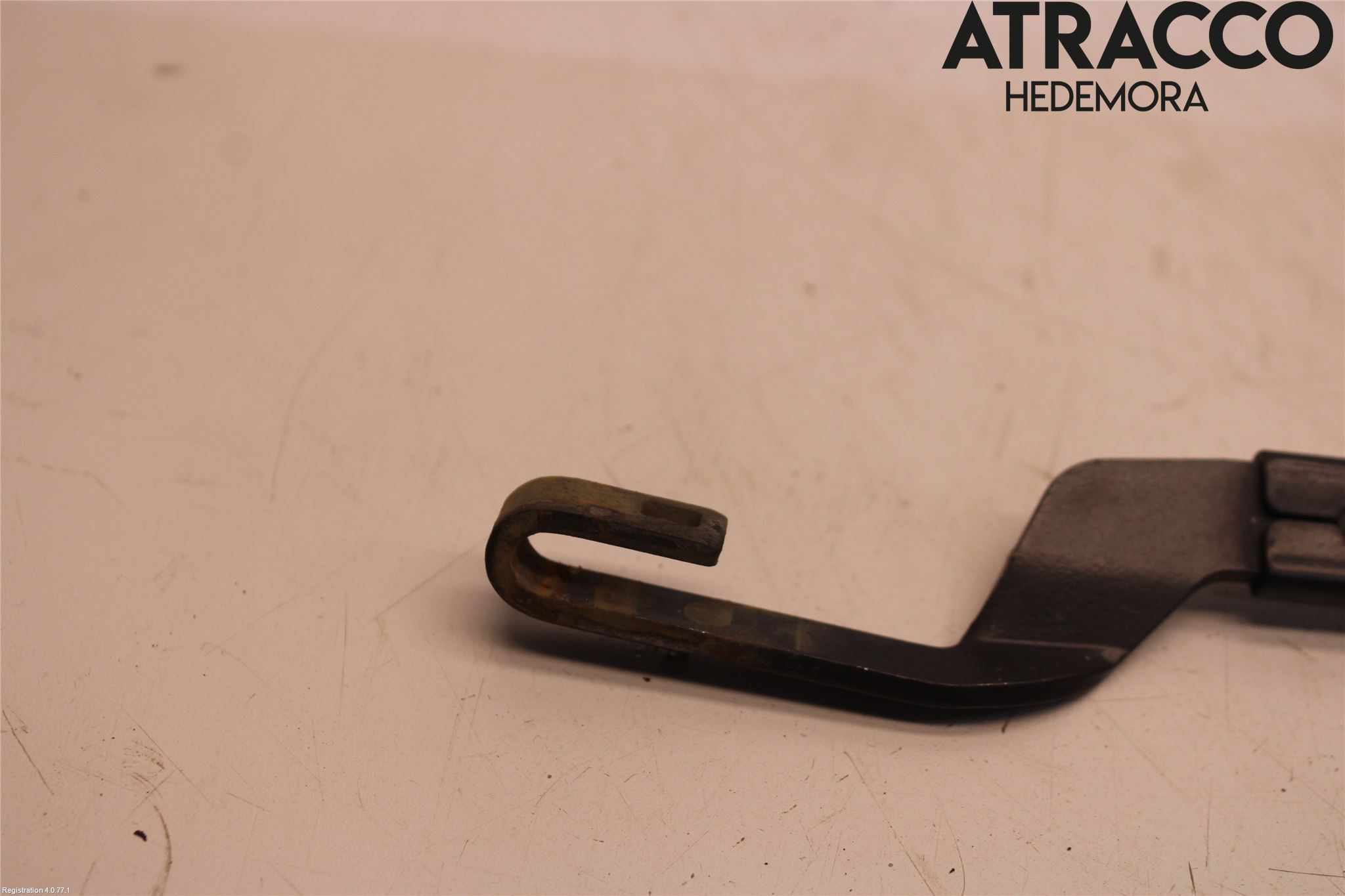 Toyota AURIS 10-12 Viskerarm-Armer Frontrute