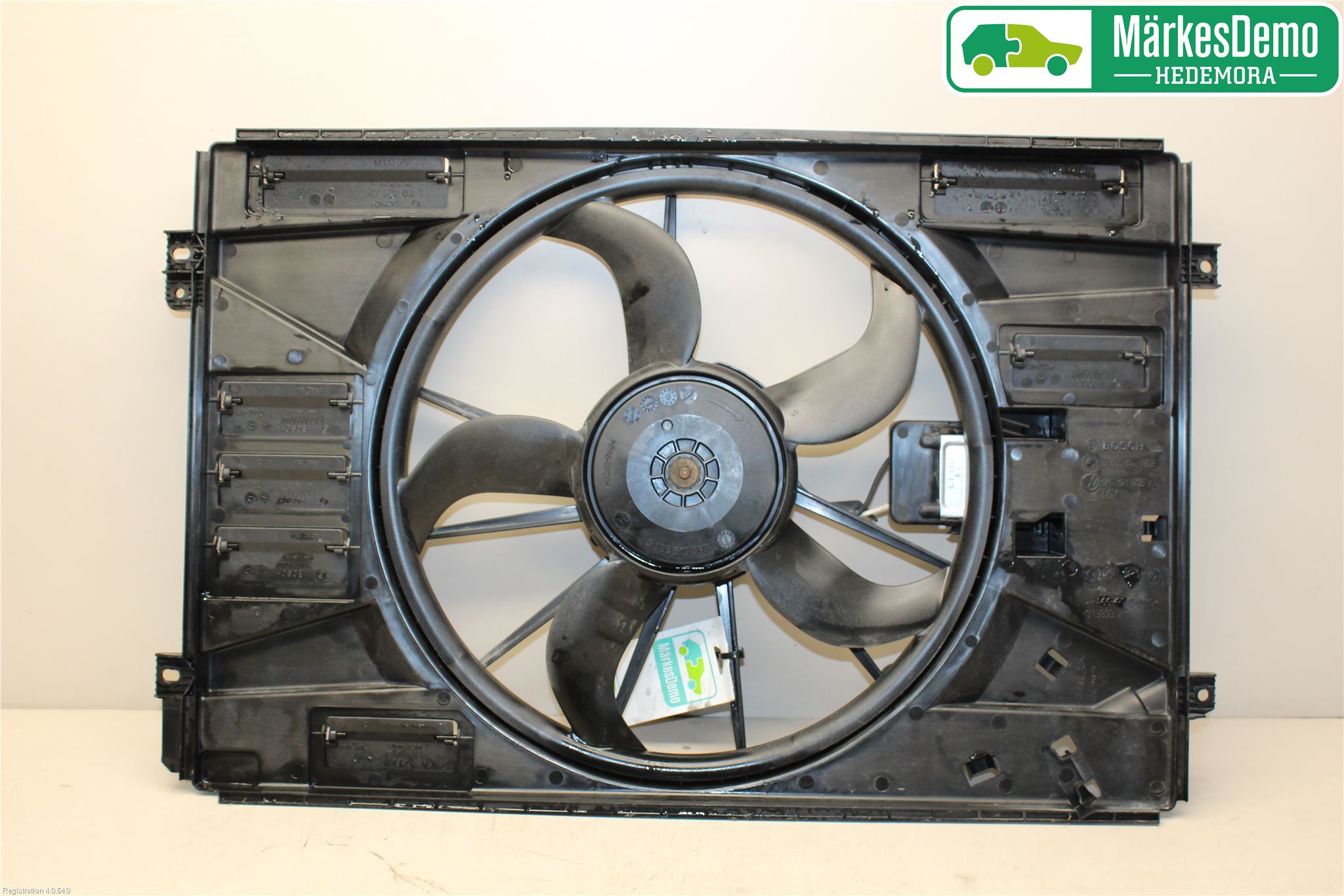 Volkswagen VW GOLF VI 09-13 Kjølevifte Elektrisk