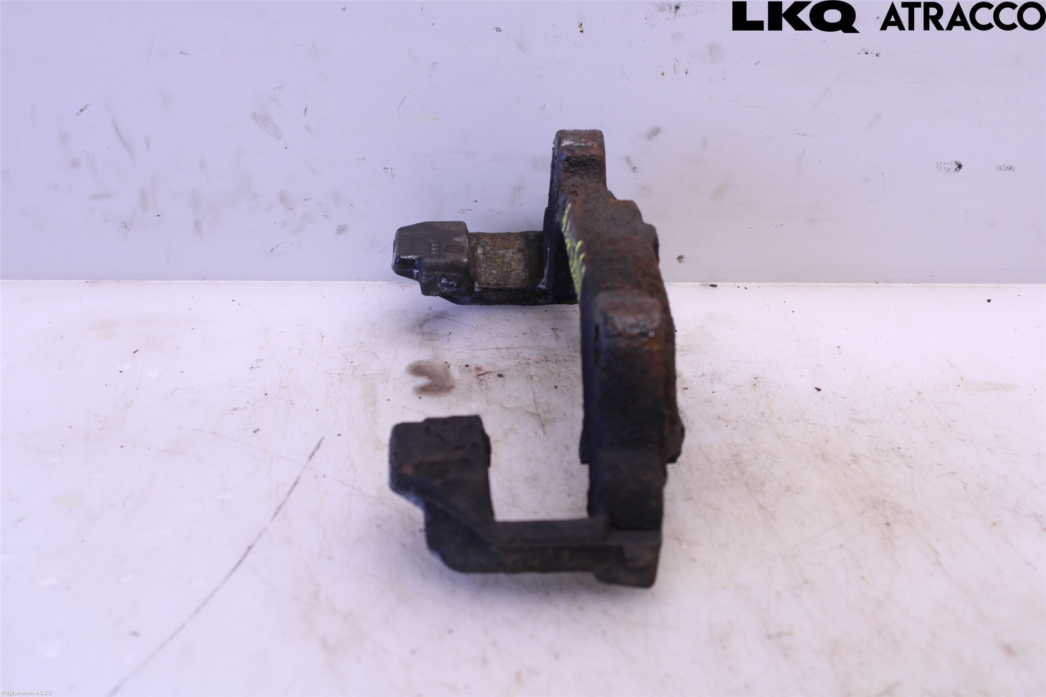 Volkswagen VW CADDY      04-10 Bremsecaliper Feste Holder