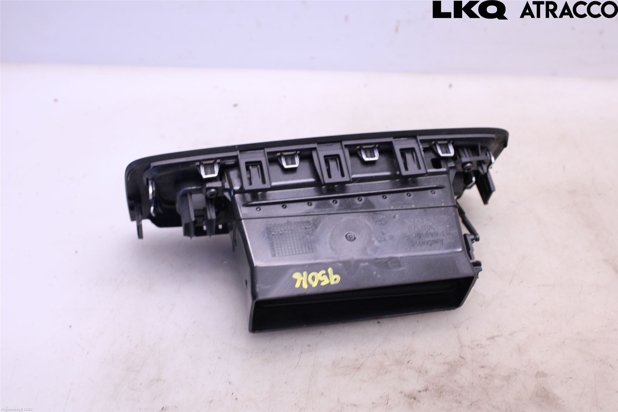 Volvo V60 11-13 Dashbord Kanal - Dyse