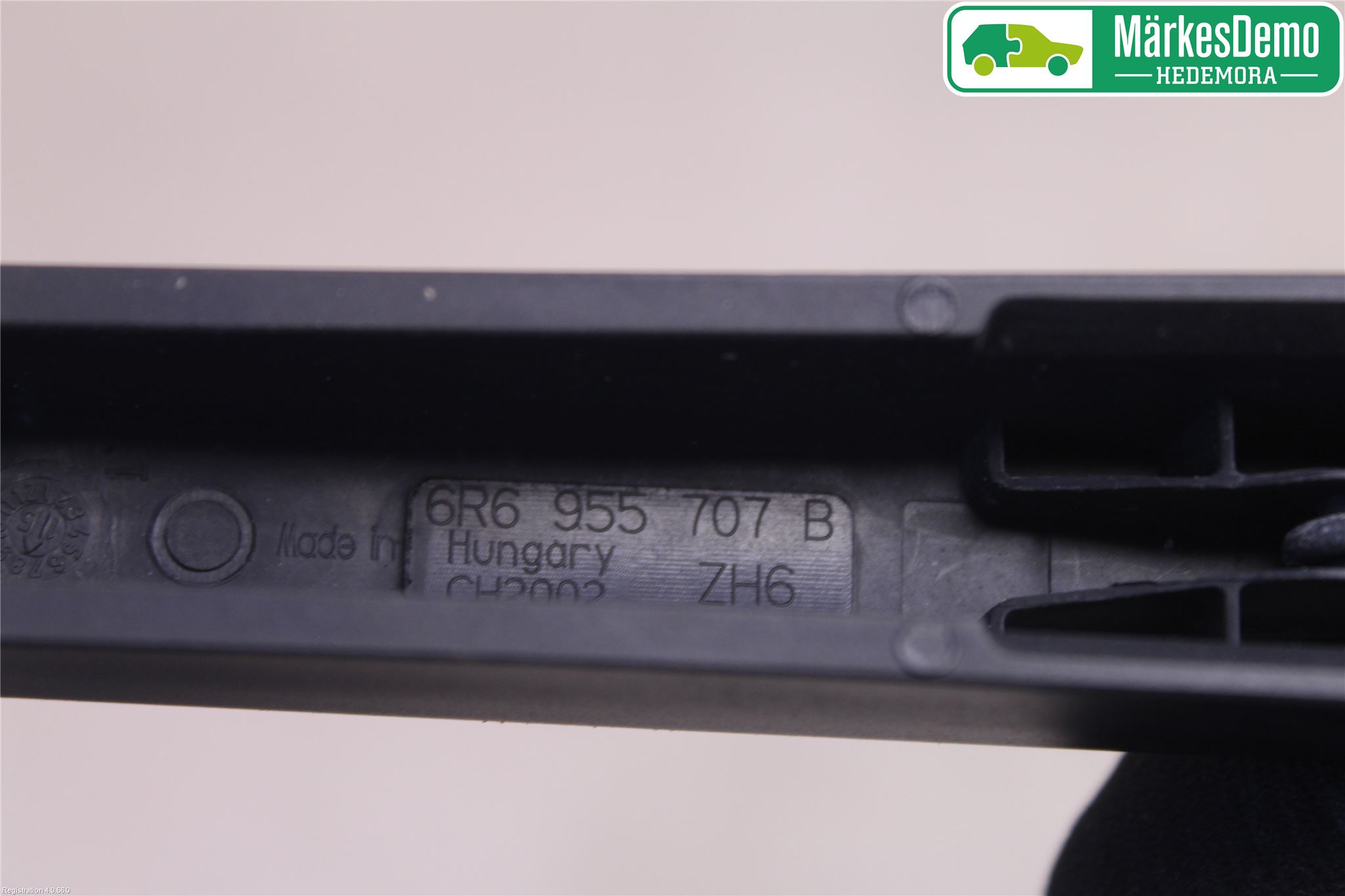 Volkswagen VW GOLF / E-GOLF VII 13-20 Viskerarm Bakrute