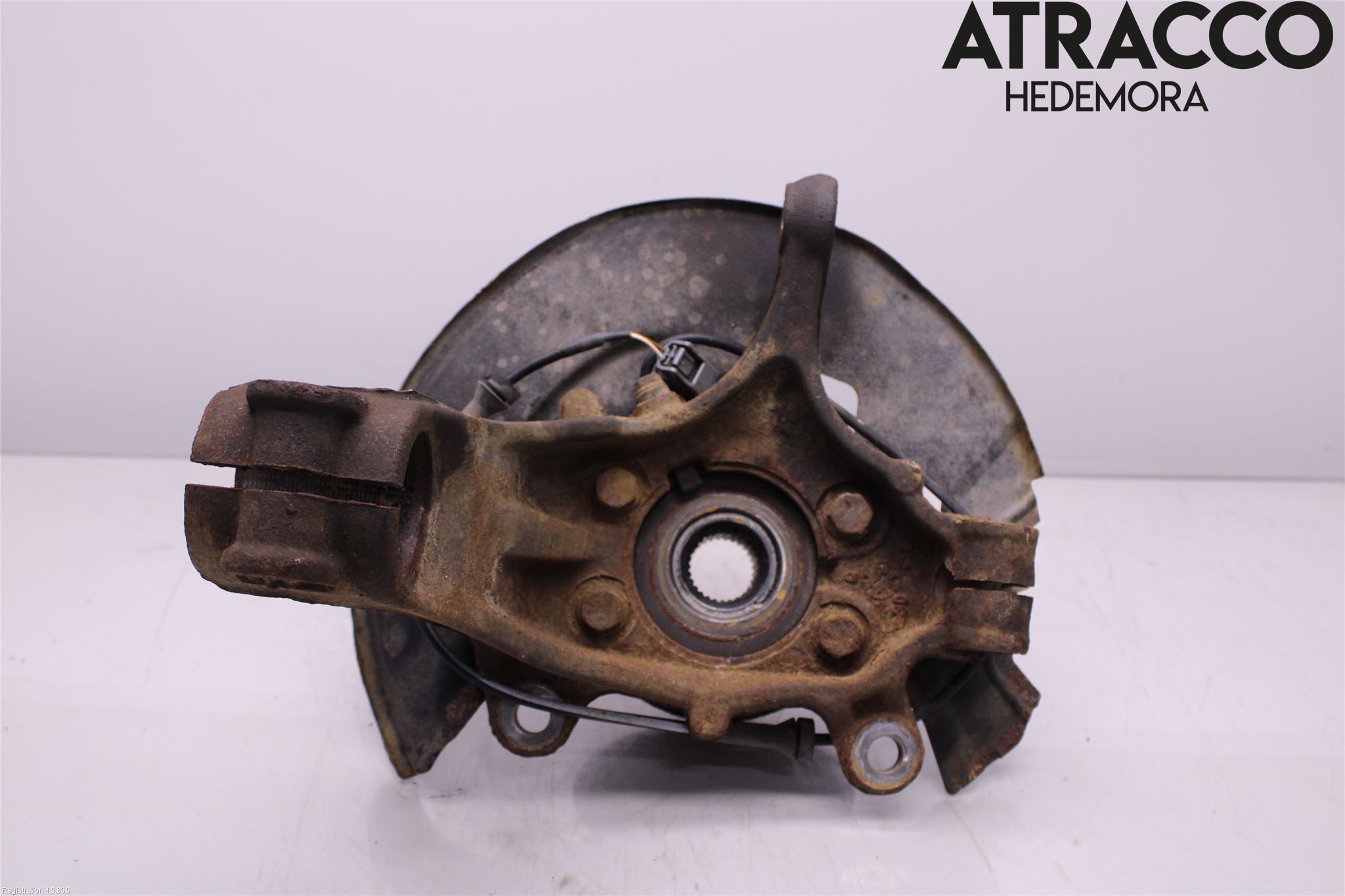 Nissan QASHQAI 14-17 Spindel Hf