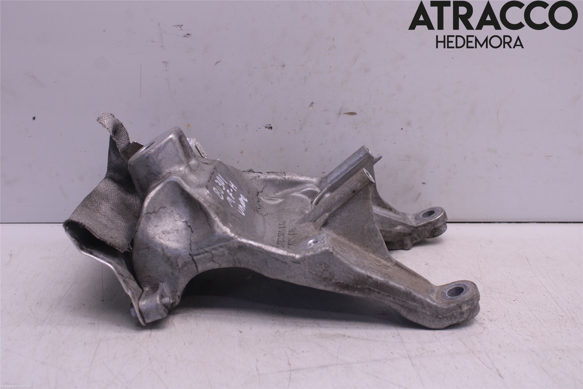Audi A4/S4 B9 16-19 Motor Feste Stål-Alu