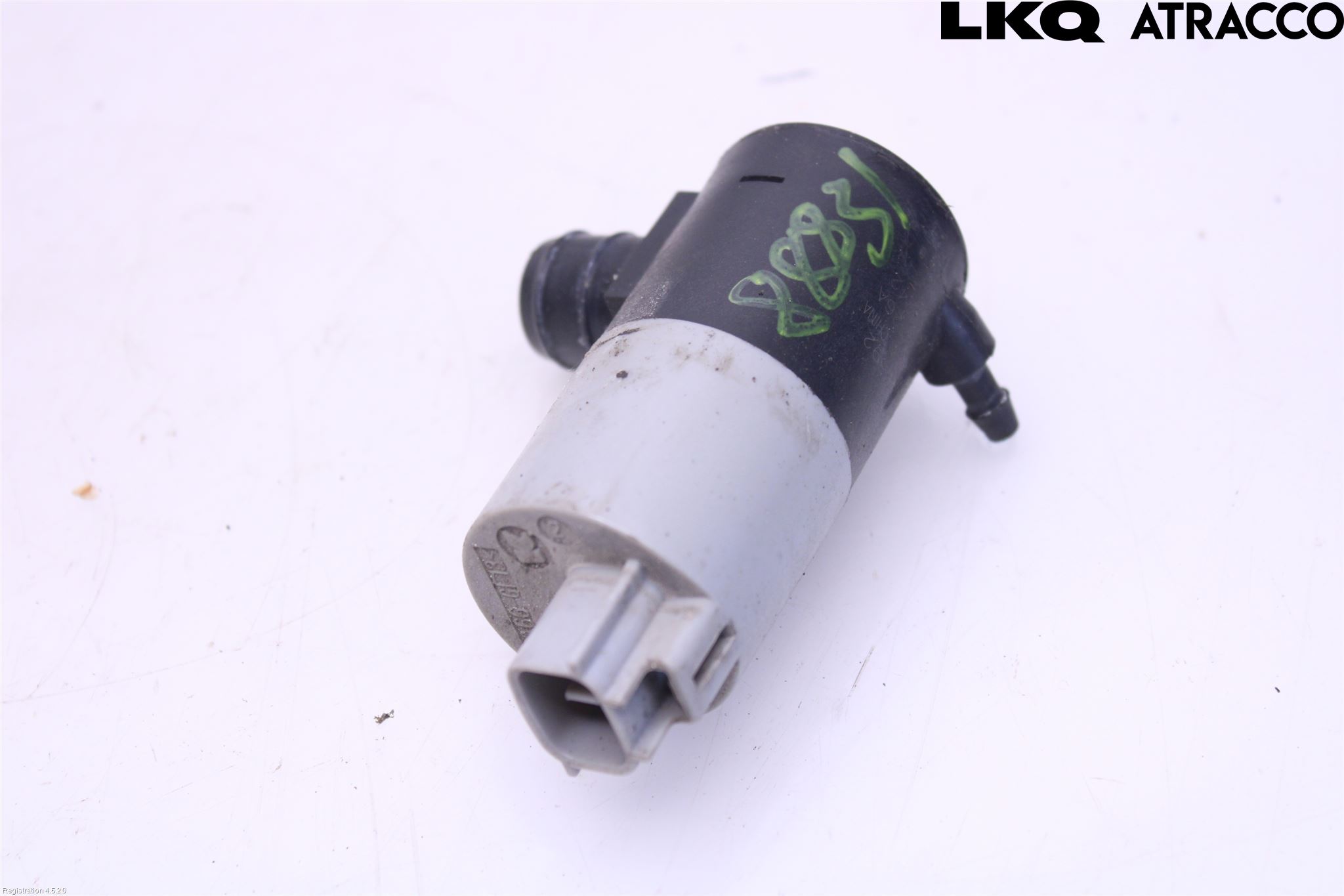 Toyota AVENSIS 09-15 Spylerpumpe Frontrute
