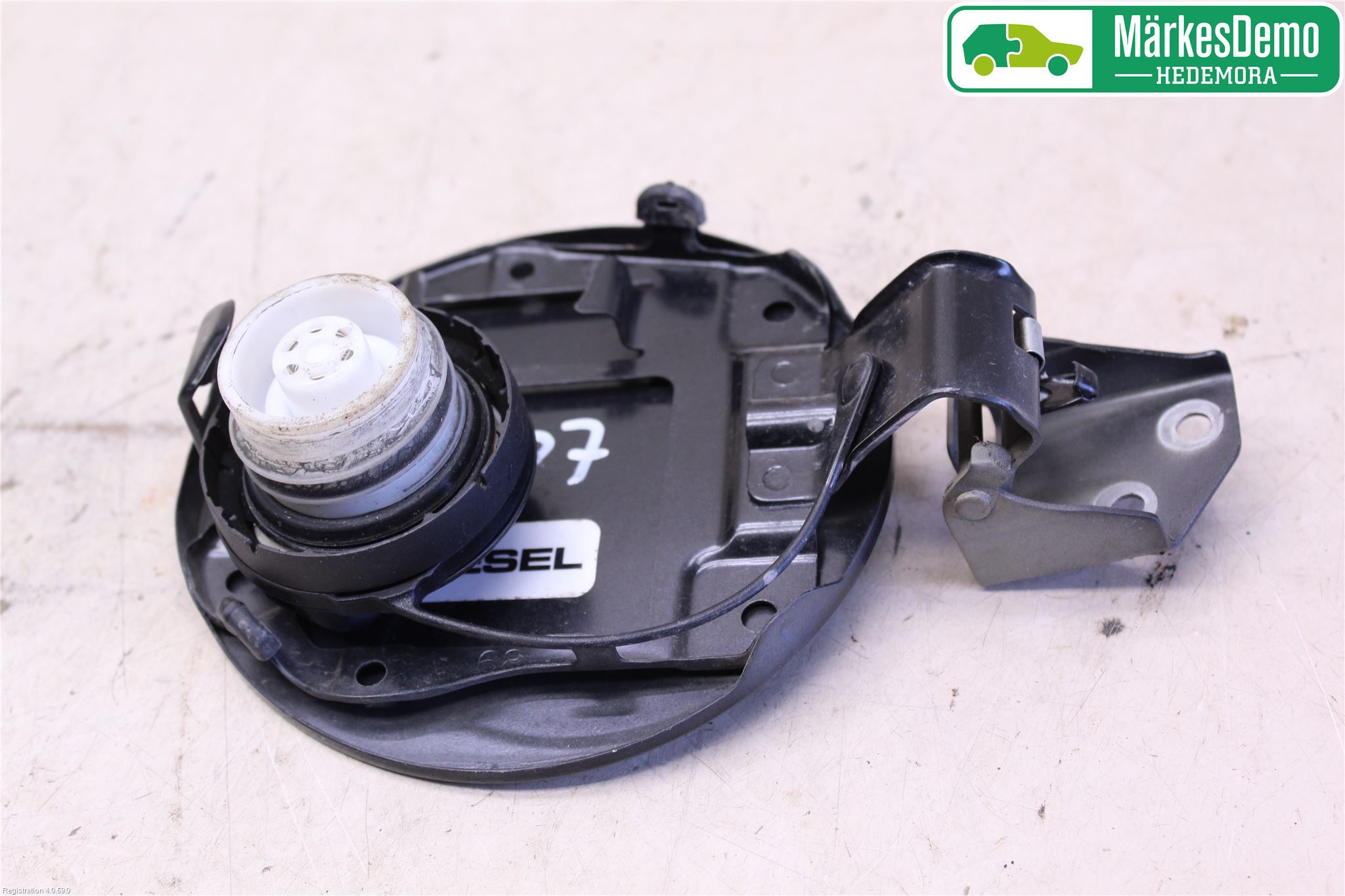 Suzuki SWIFT 11-16 Drivstoff Tankluke