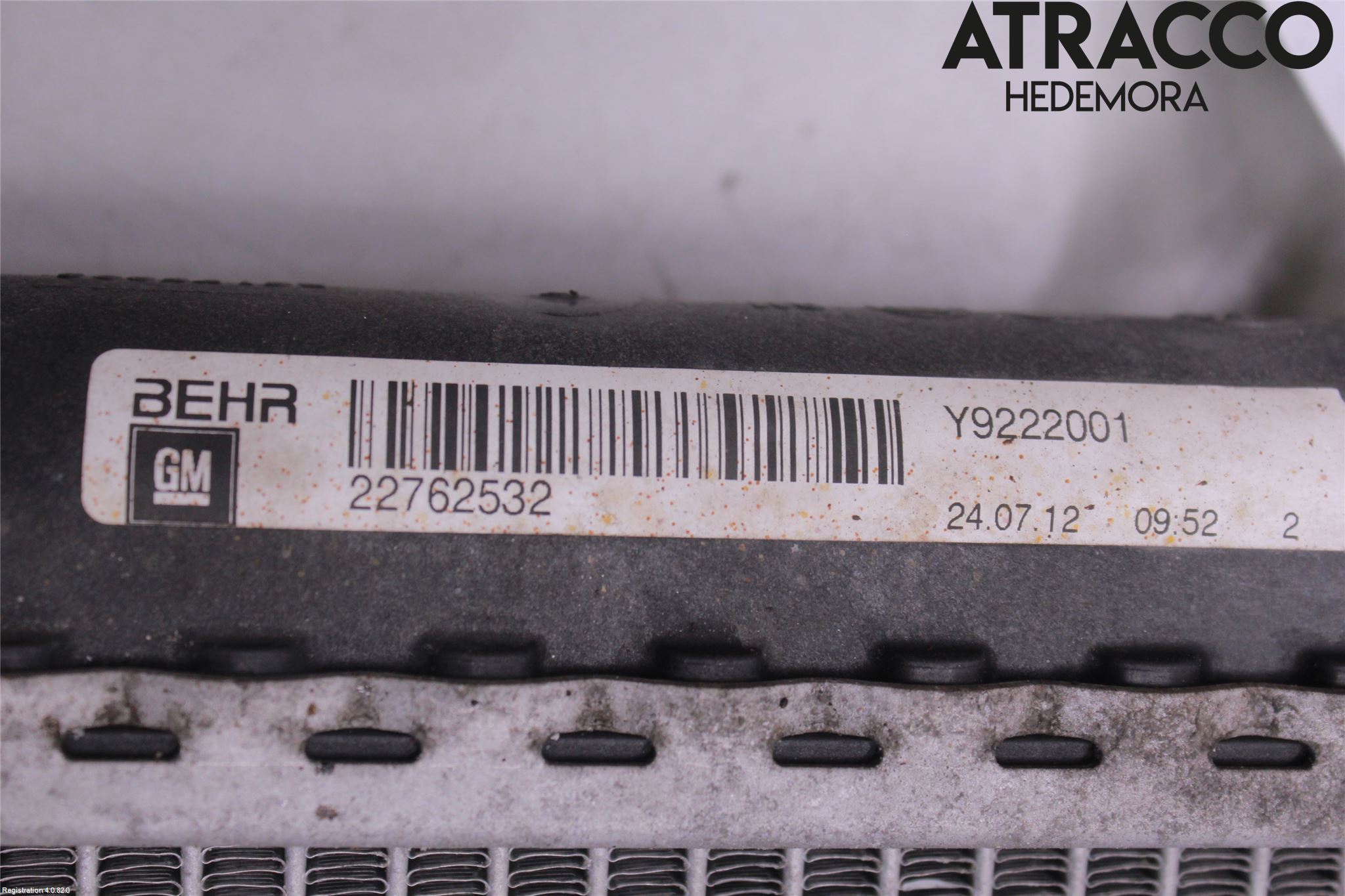 Opel INSIGNIA 09-16 Radiator Manuell
