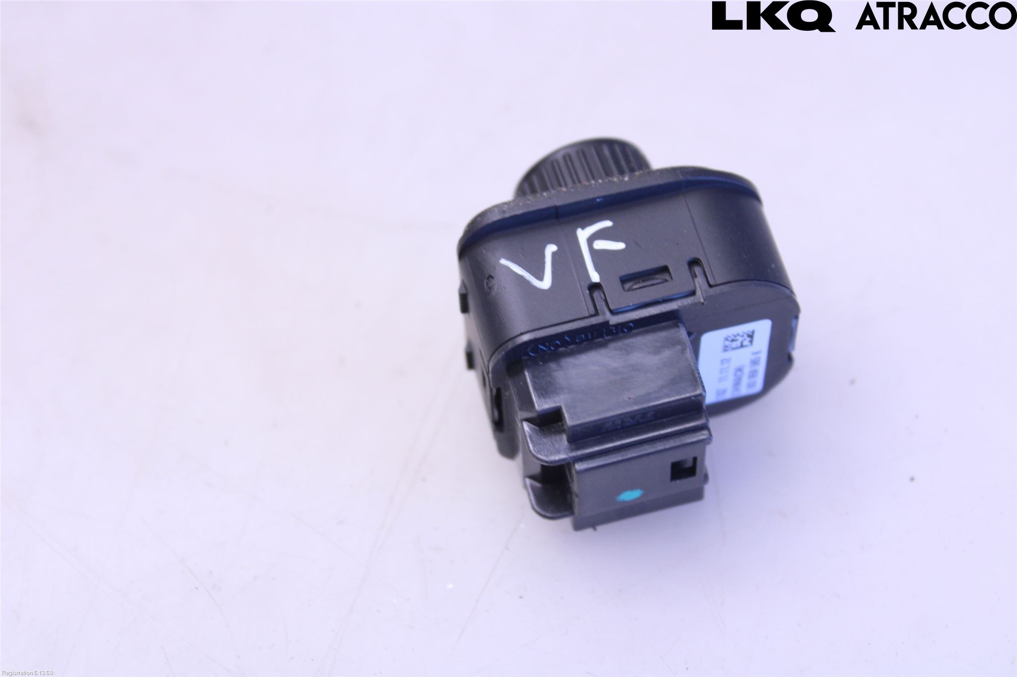 Volkswagen VW PASSAT 11-14 Bryter Speil