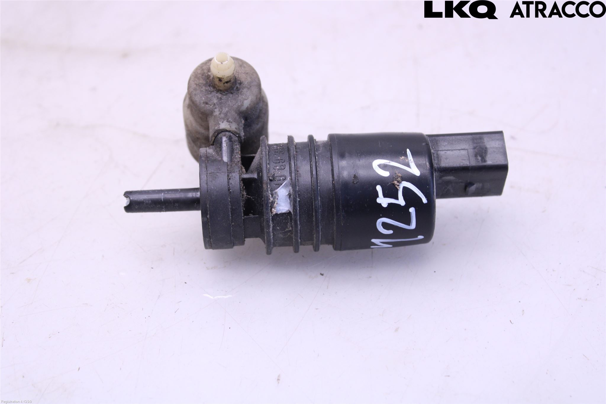 Mercedes-Benz MB E-KLASS (W212) 09-16 Spylerpumpe Frontrute