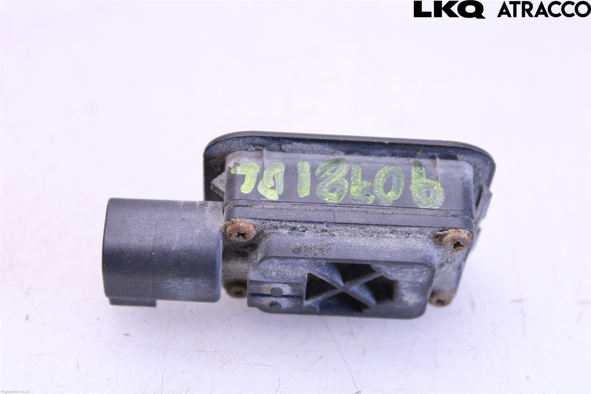 Ford S-MAX 06-15 Bakluke Handtak Ytre