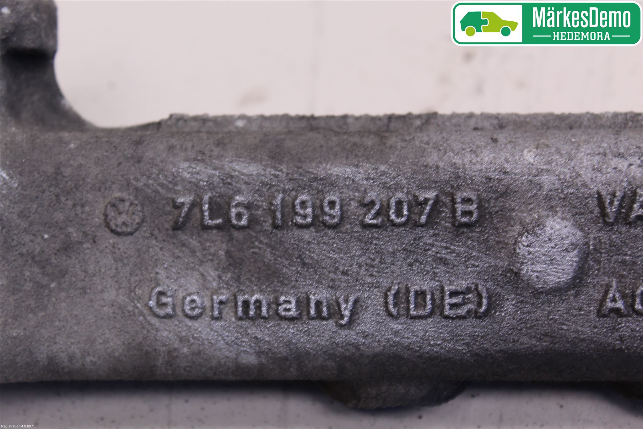 Volkswagen VW TOUAREG 7L 03-10 Motorbjelke (Langs Gående )