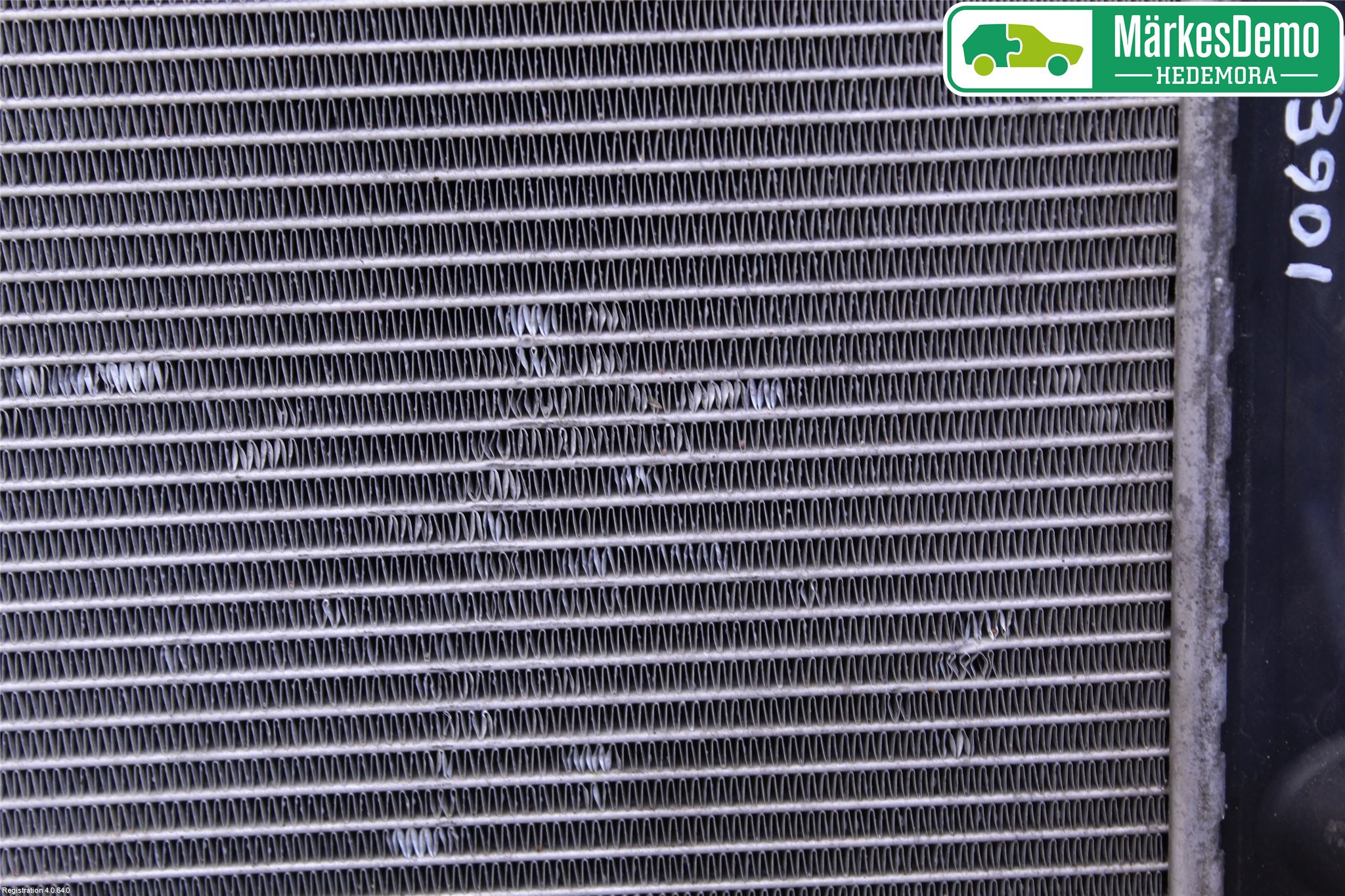 Volkswagen VW CADDY 11-15 Radiator Manuell