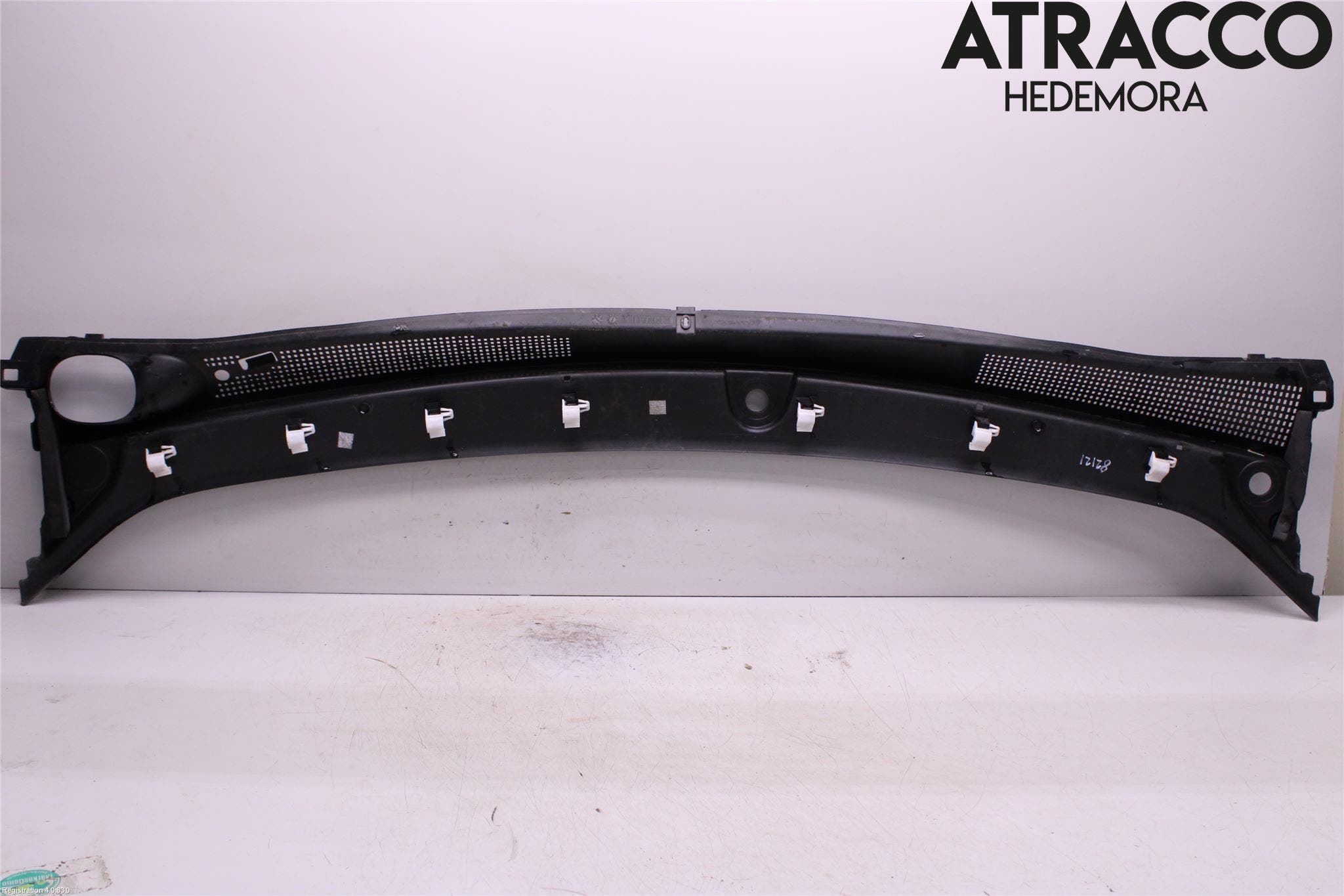 Dacia SANDERO/STEPWAY 13-20 Visker Deksel-Grill-Under Frr