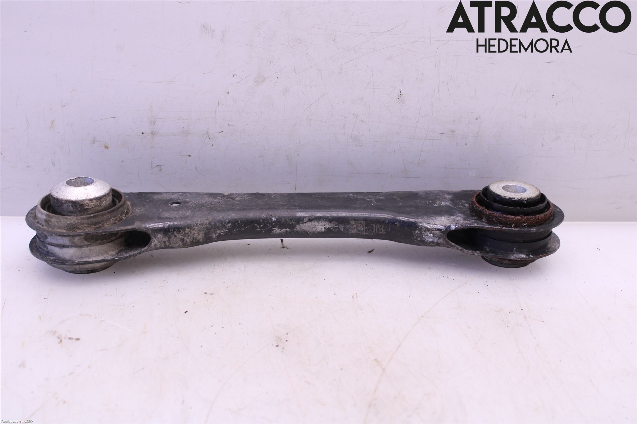 BMW 5 G30/G31/F90 17-23 Bærearm Bak Venstre Øvre