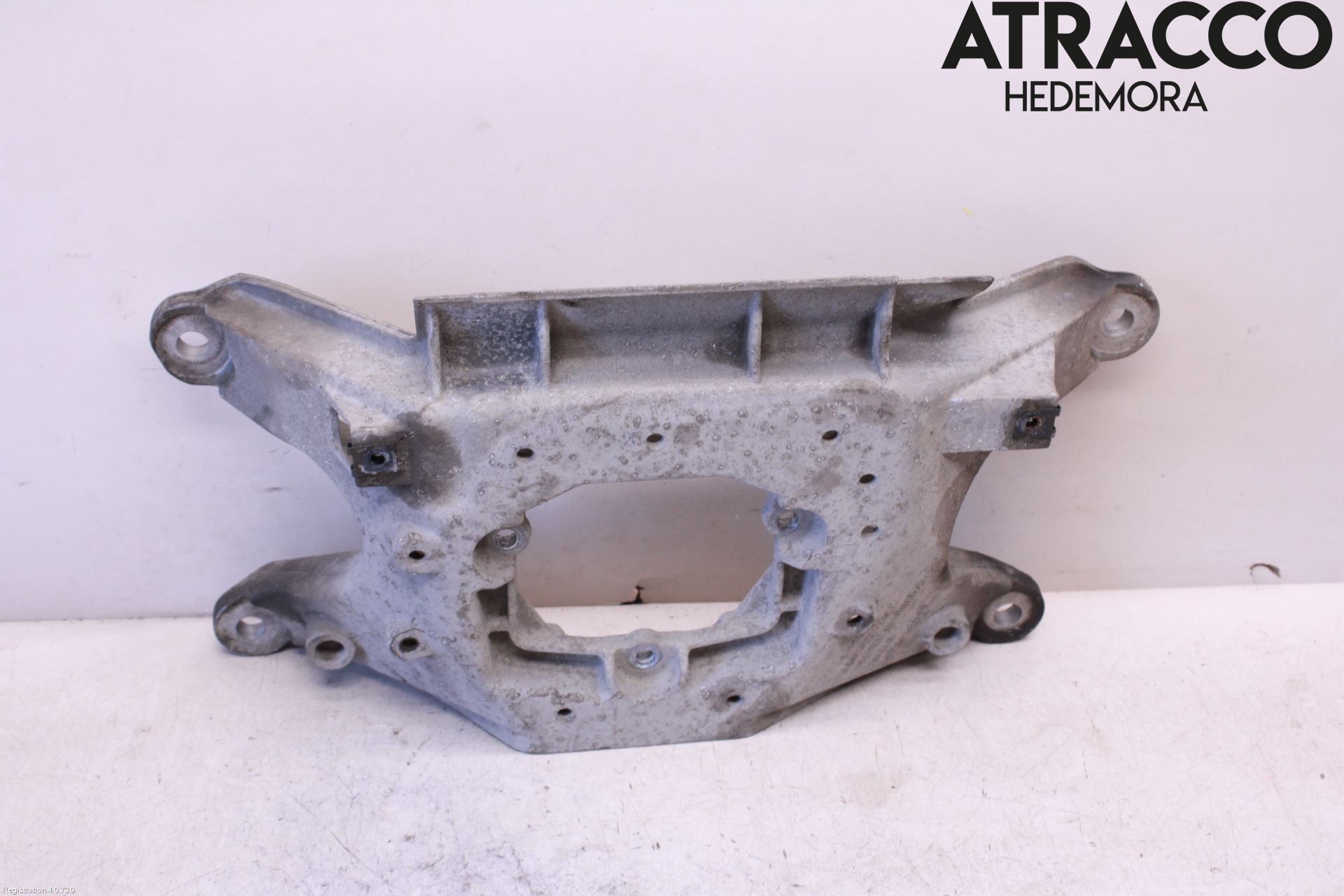 Audi Q5 09-16 Gearkasse Bjelke - Travers