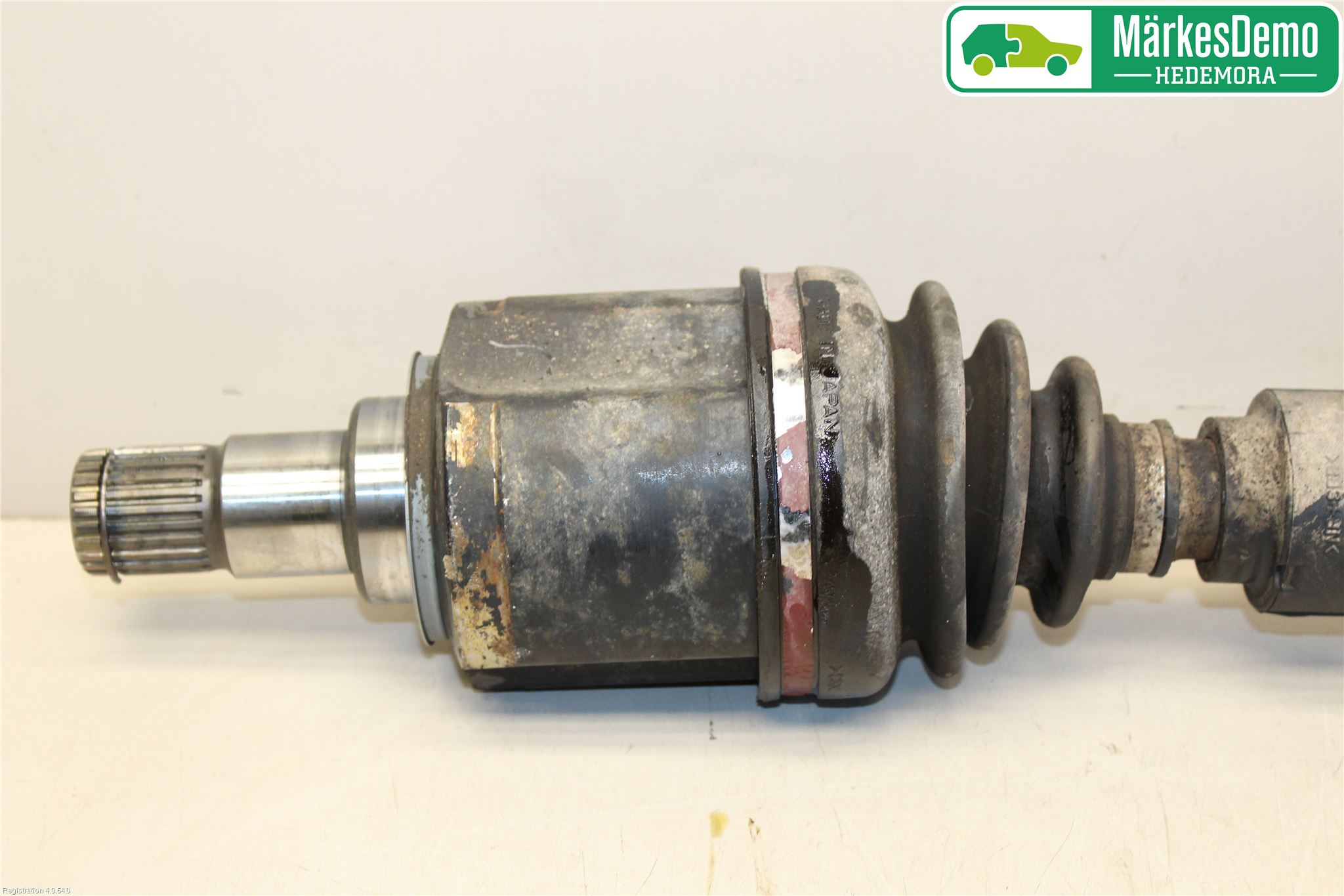 Mitsubishi OUTLANDER 07-12 Drivaksel Foran Kompl Venstre