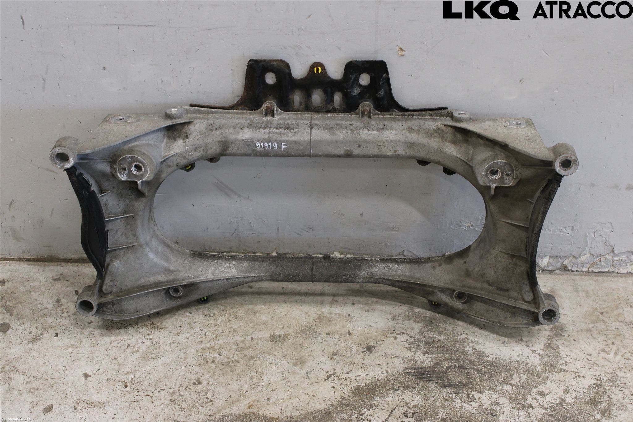 Lexus IS 220d/250/350 06-13 Forstillingsbjelke(Tvergående)