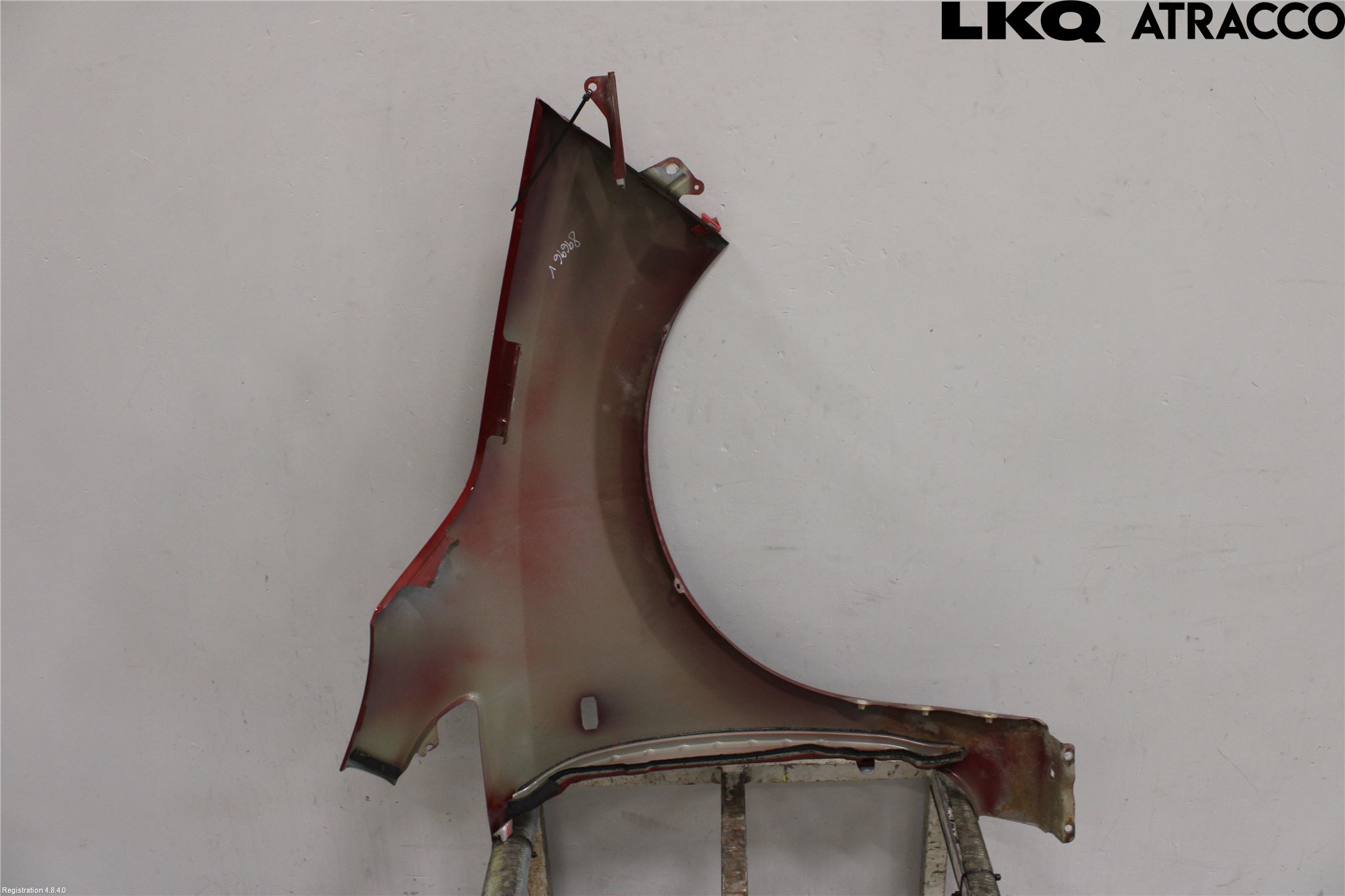 Nissan LEAF 11-17 Skjerm Foran Venstre