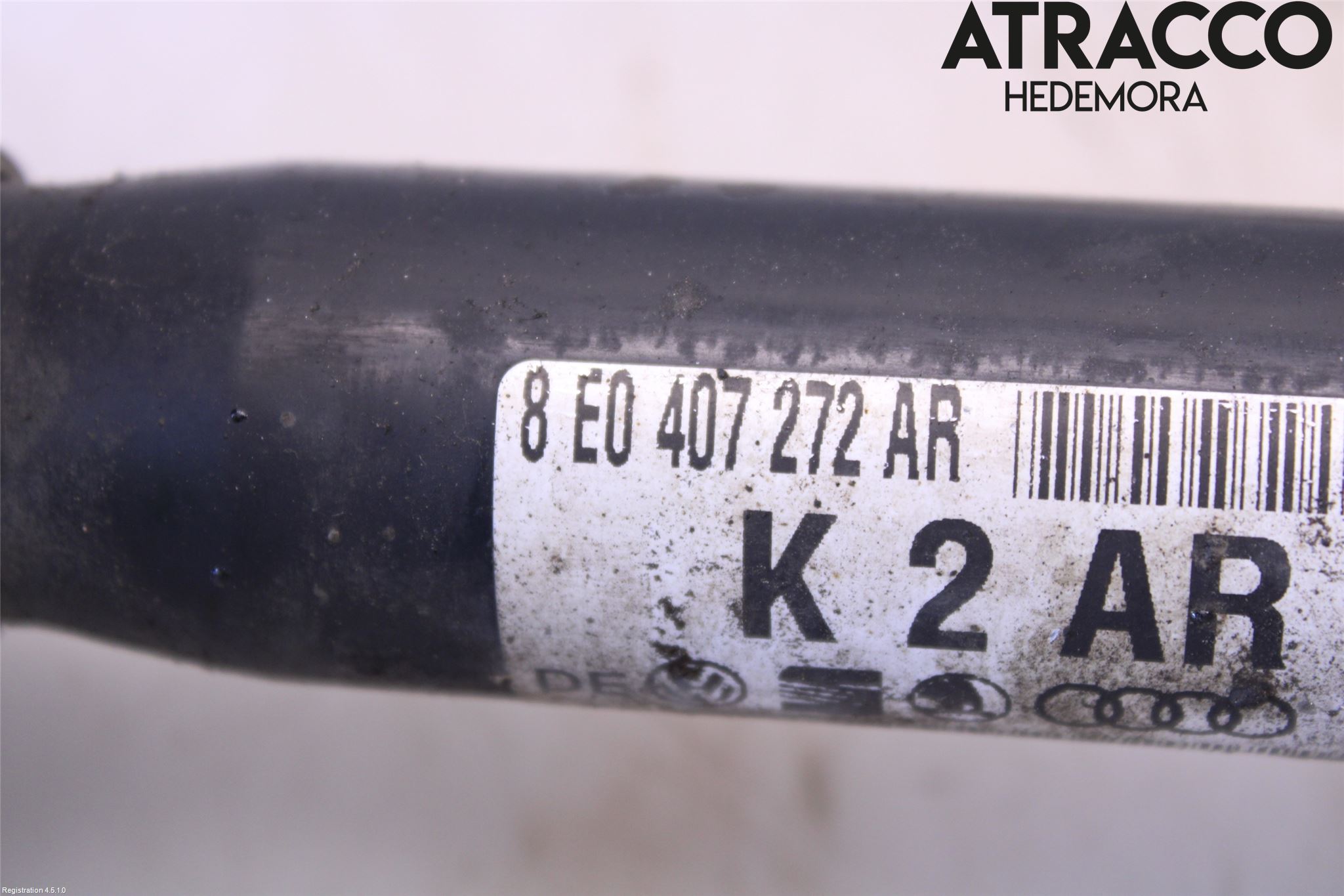 Audi A4/S4 01-05 Drivaksel Foran Kompl Høyre