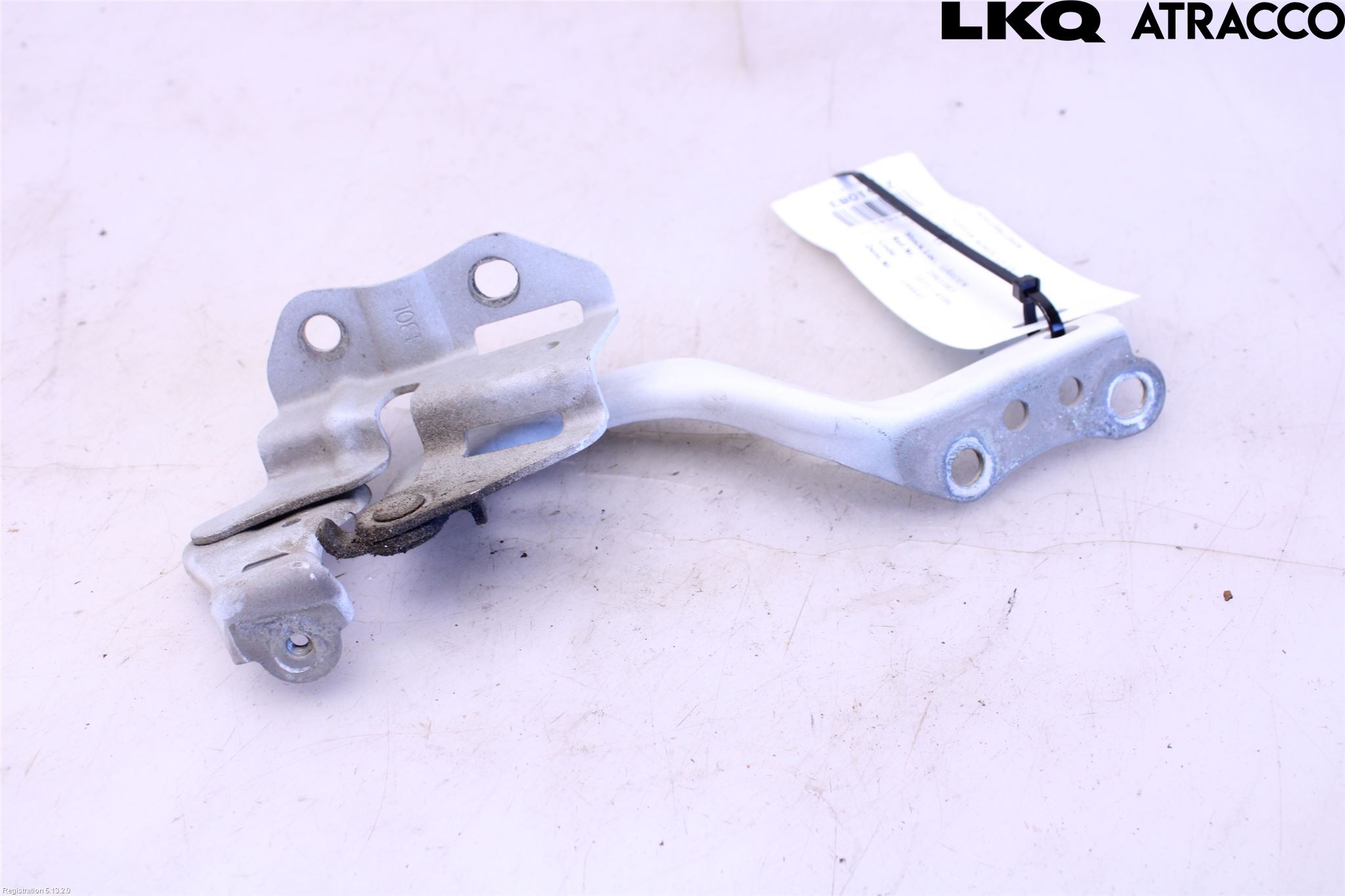Toyota AURIS 13-19 Panser Hengsel - Hengsler