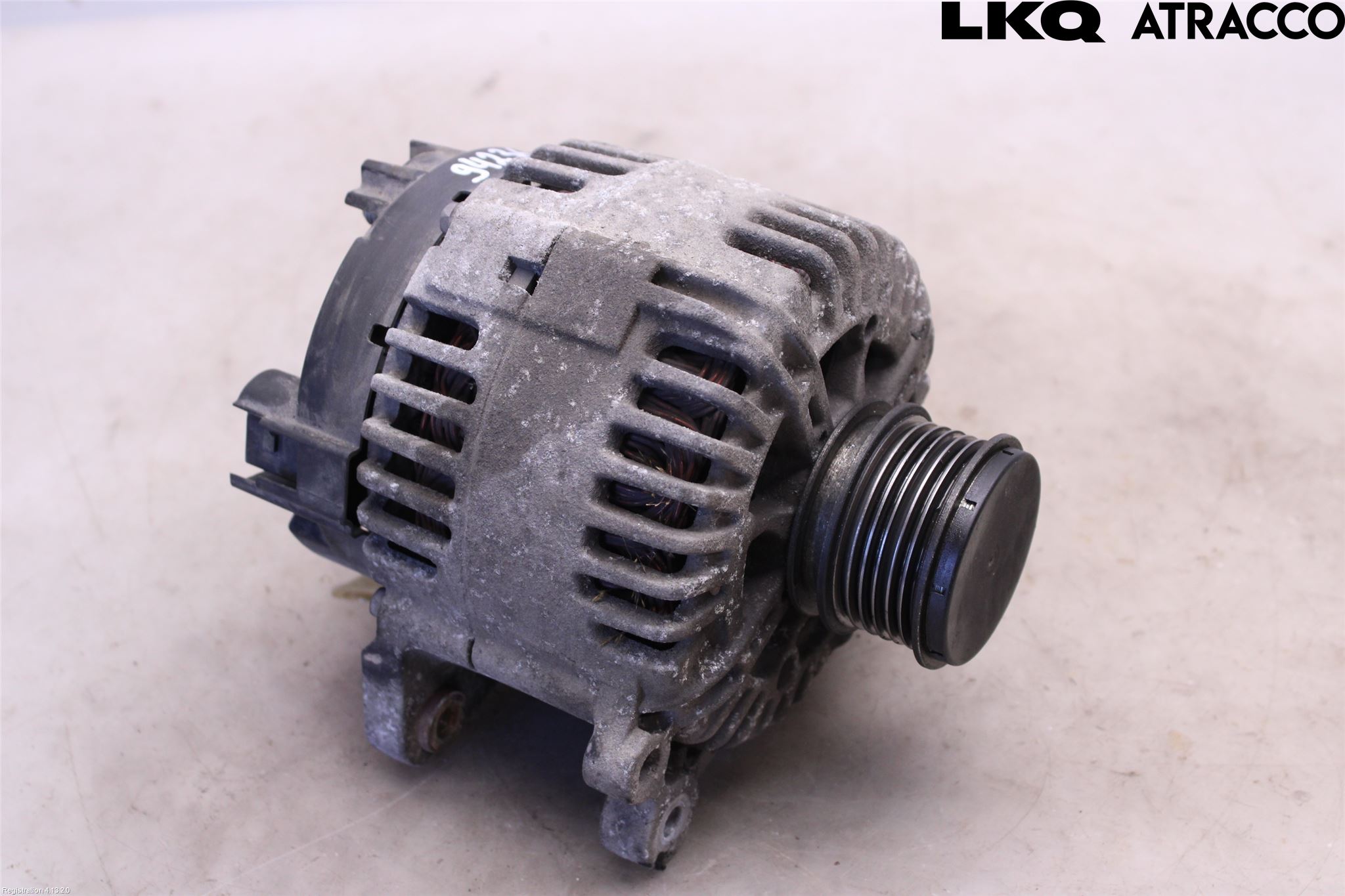 Volkswagen VW CADDY      04-10 Dynamo